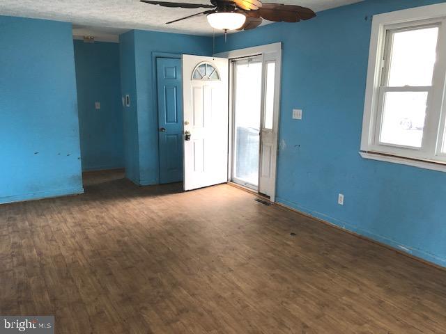 MUNROE GARDENS - Residential