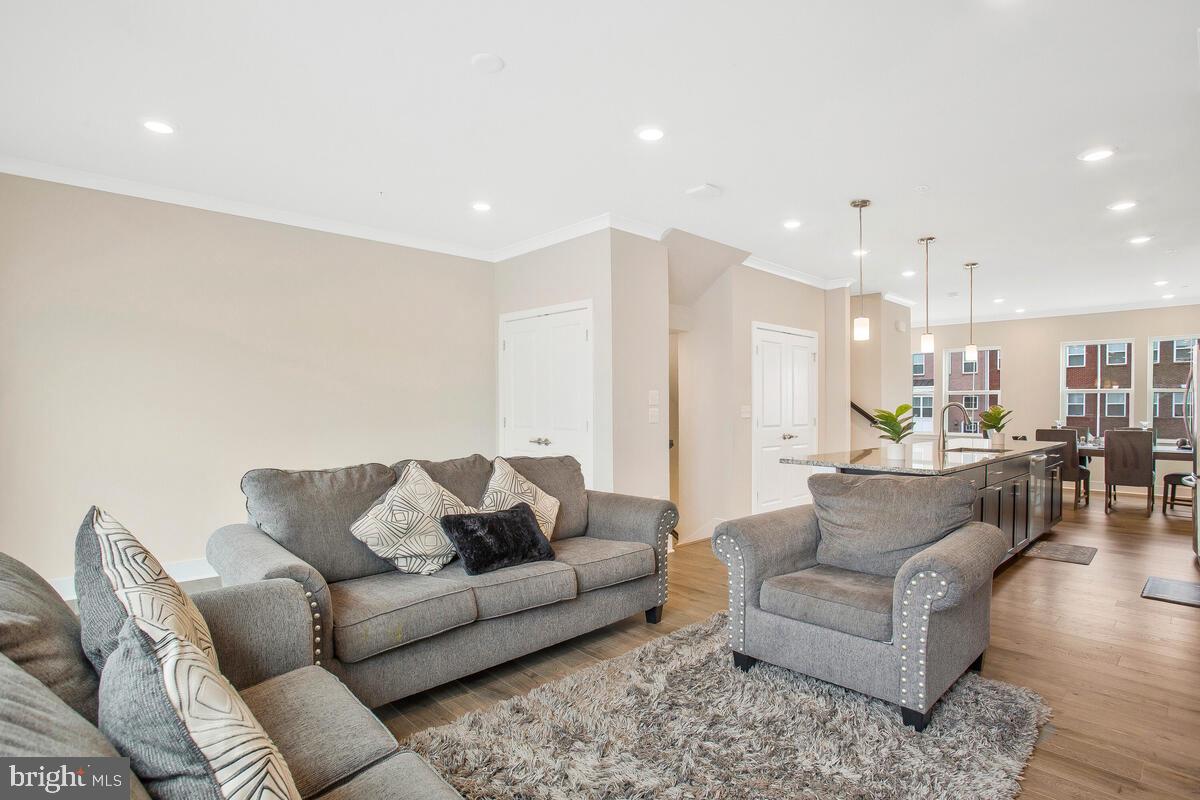 STONEHAVEN - Residential