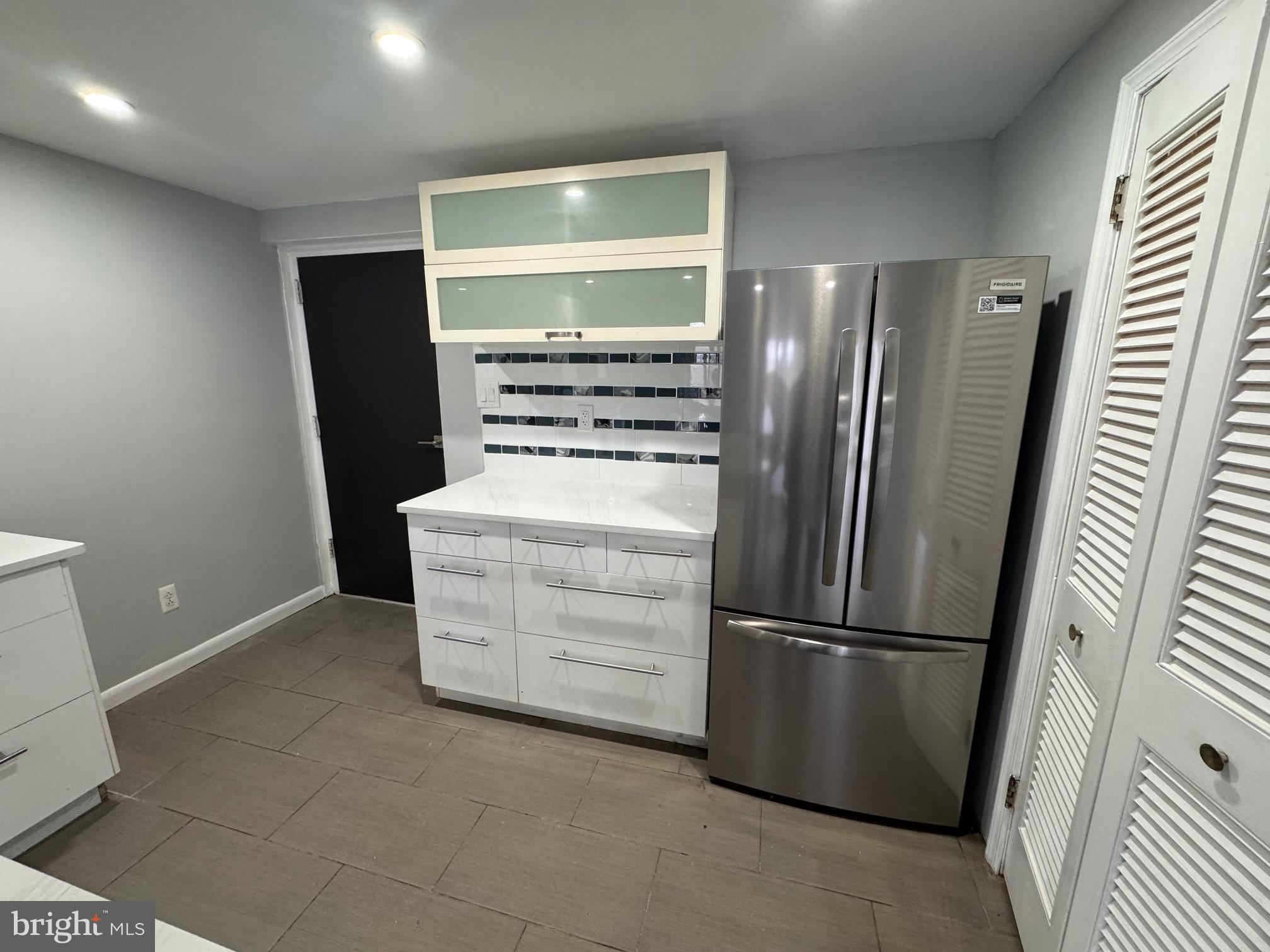 FOX VALLEY - Residential