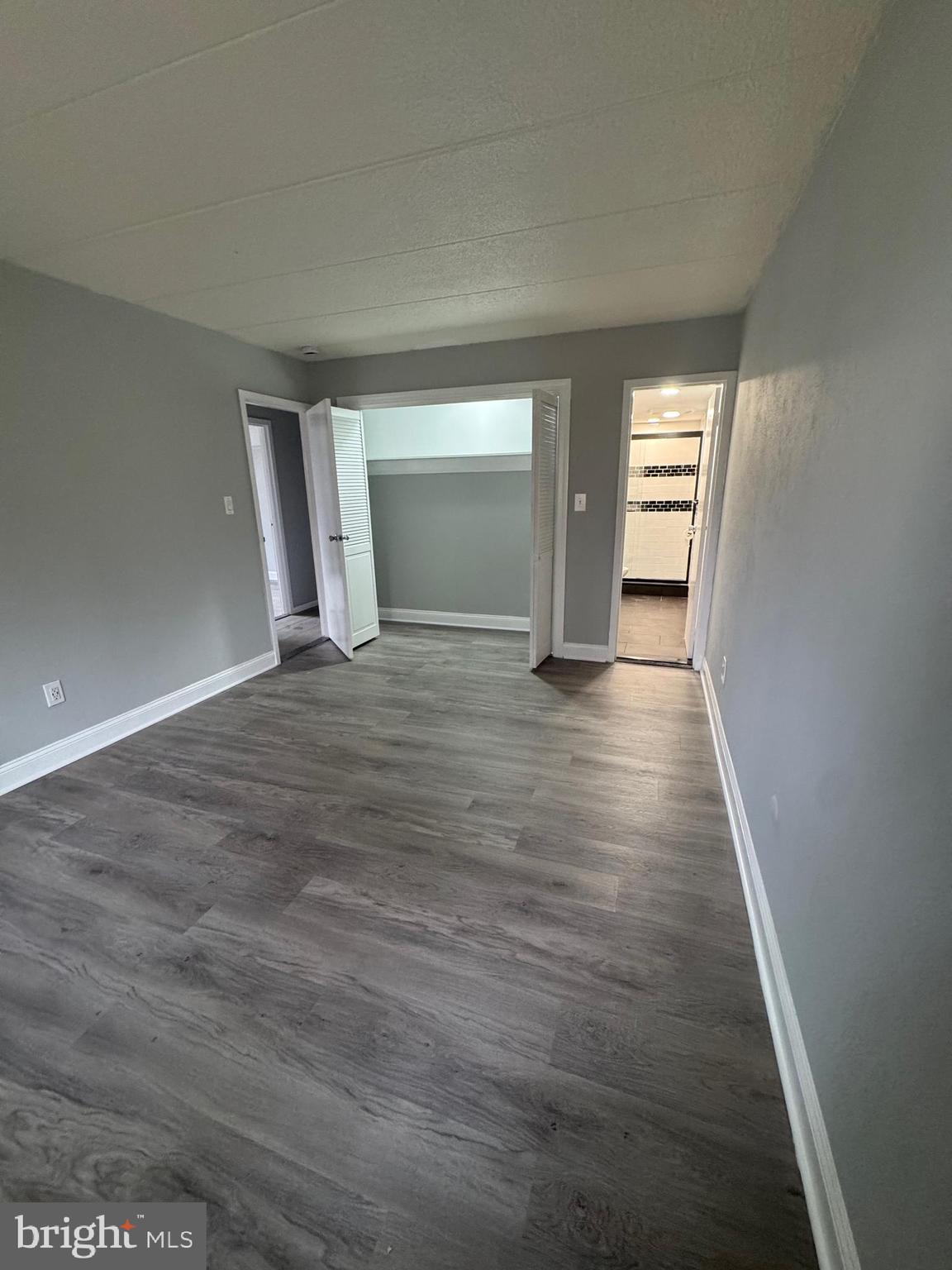 FOX VALLEY - Residential