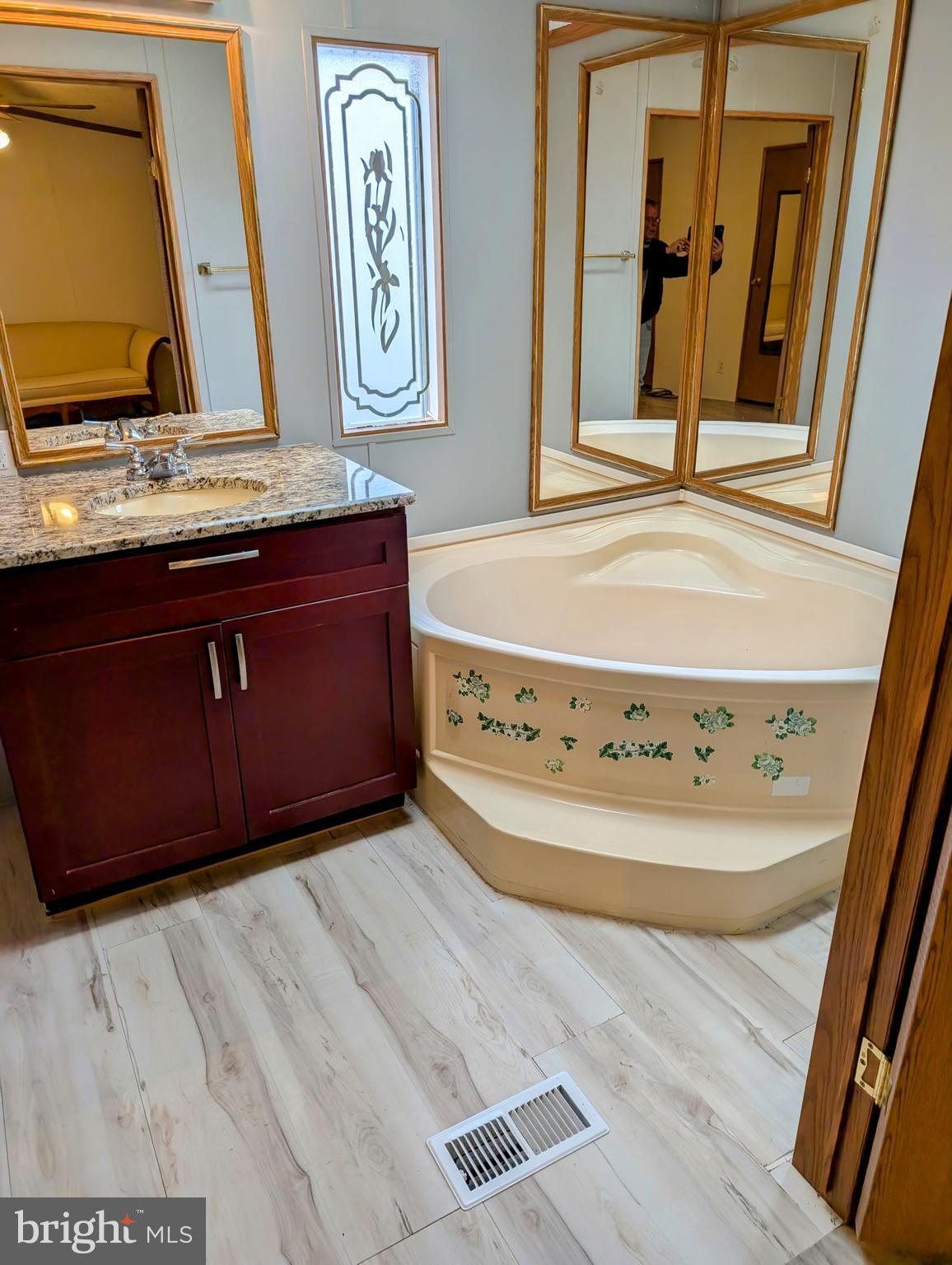 HIDDEN VALLEY ESTATES - Residential