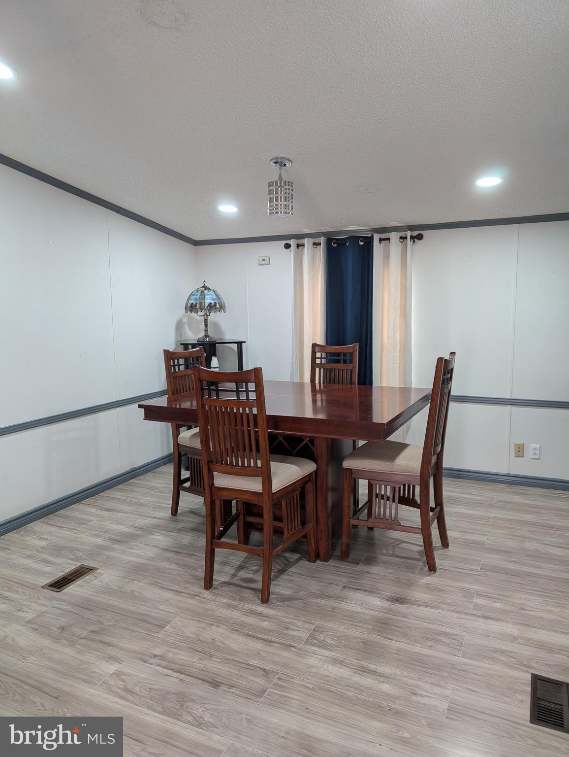 HIDDEN VALLEY ESTATES - Residential