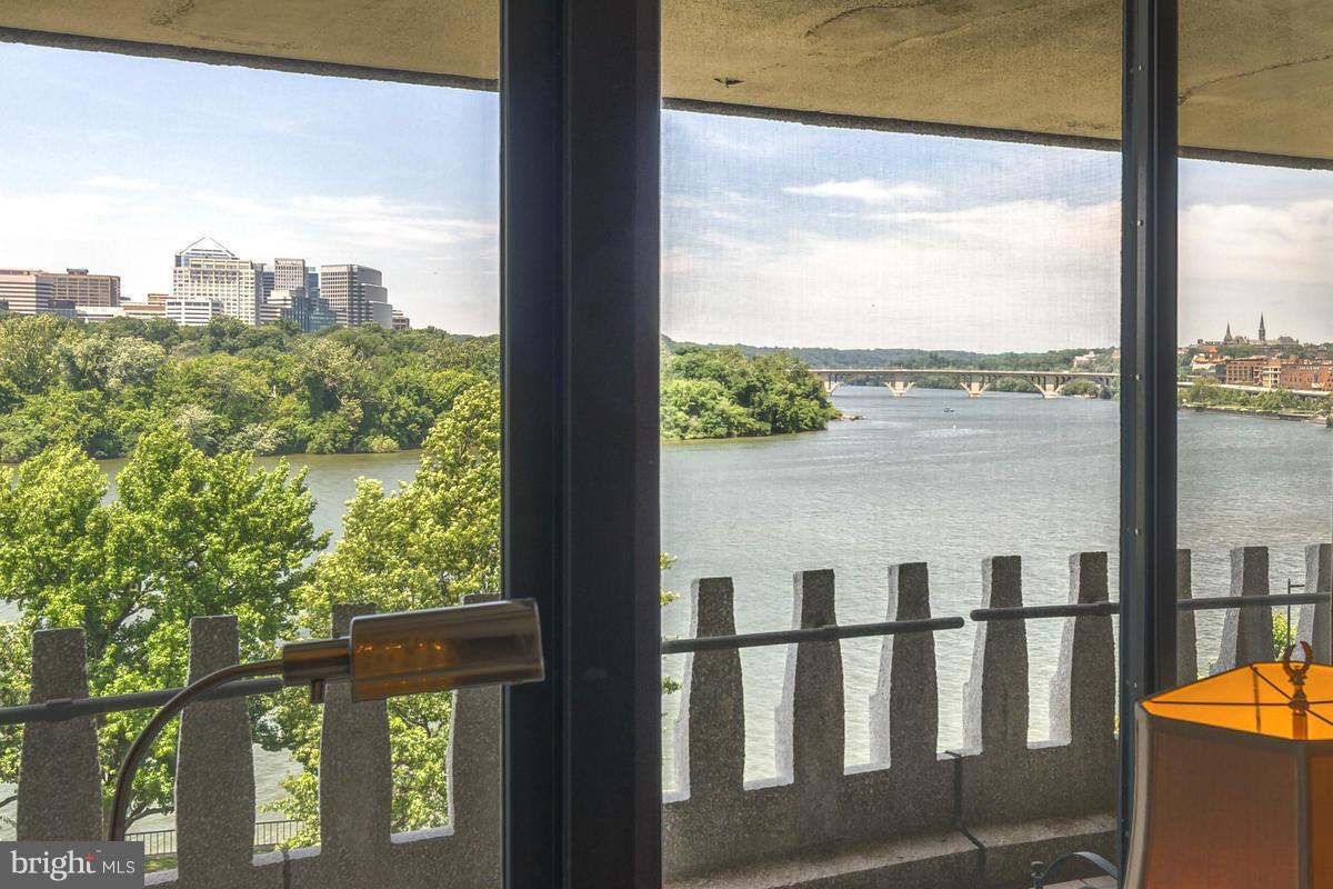 FOGGY BOTTOM - Residential