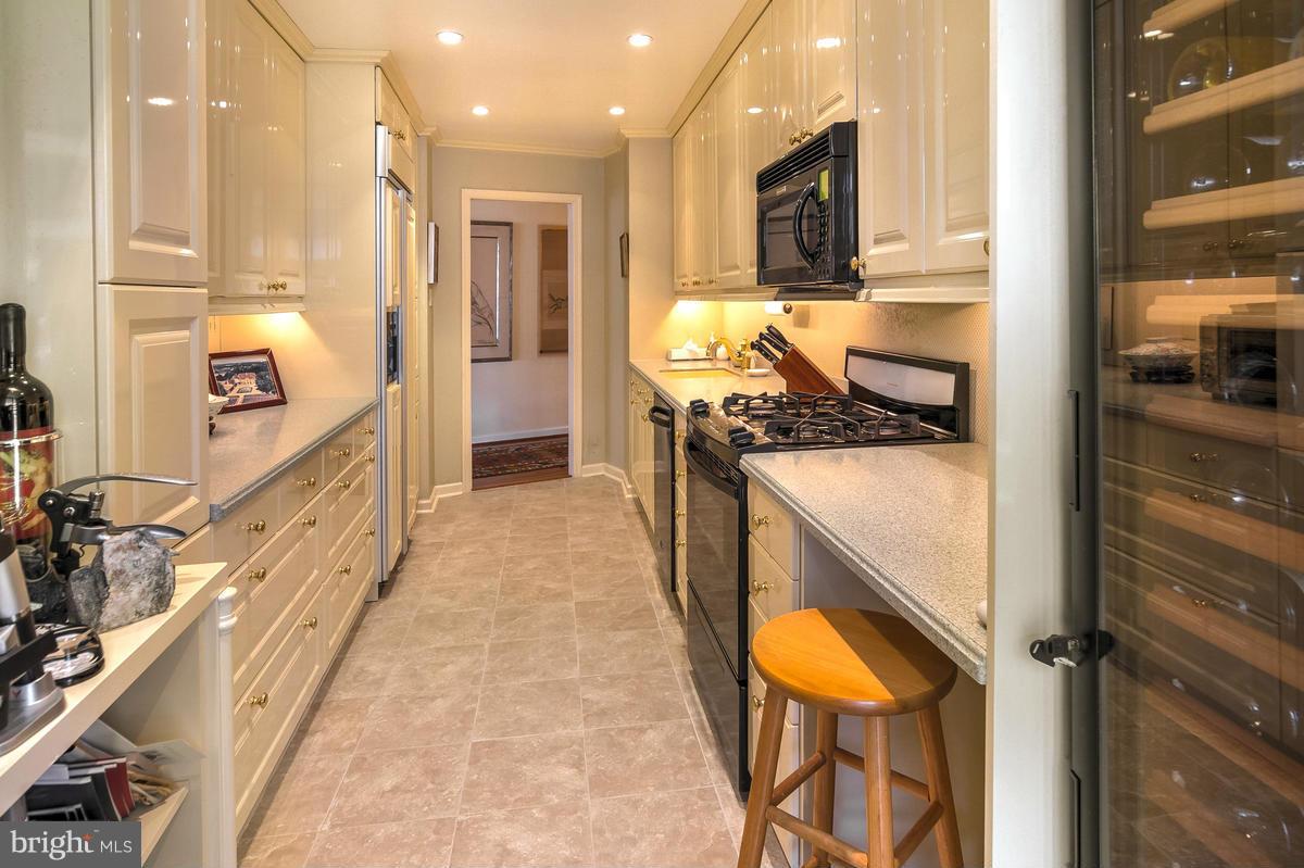 FOGGY BOTTOM - Residential