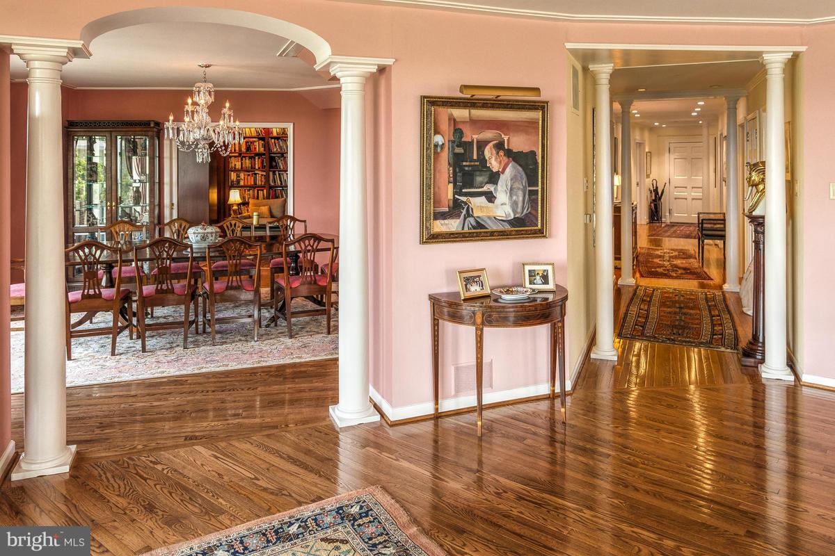 FOGGY BOTTOM - Residential