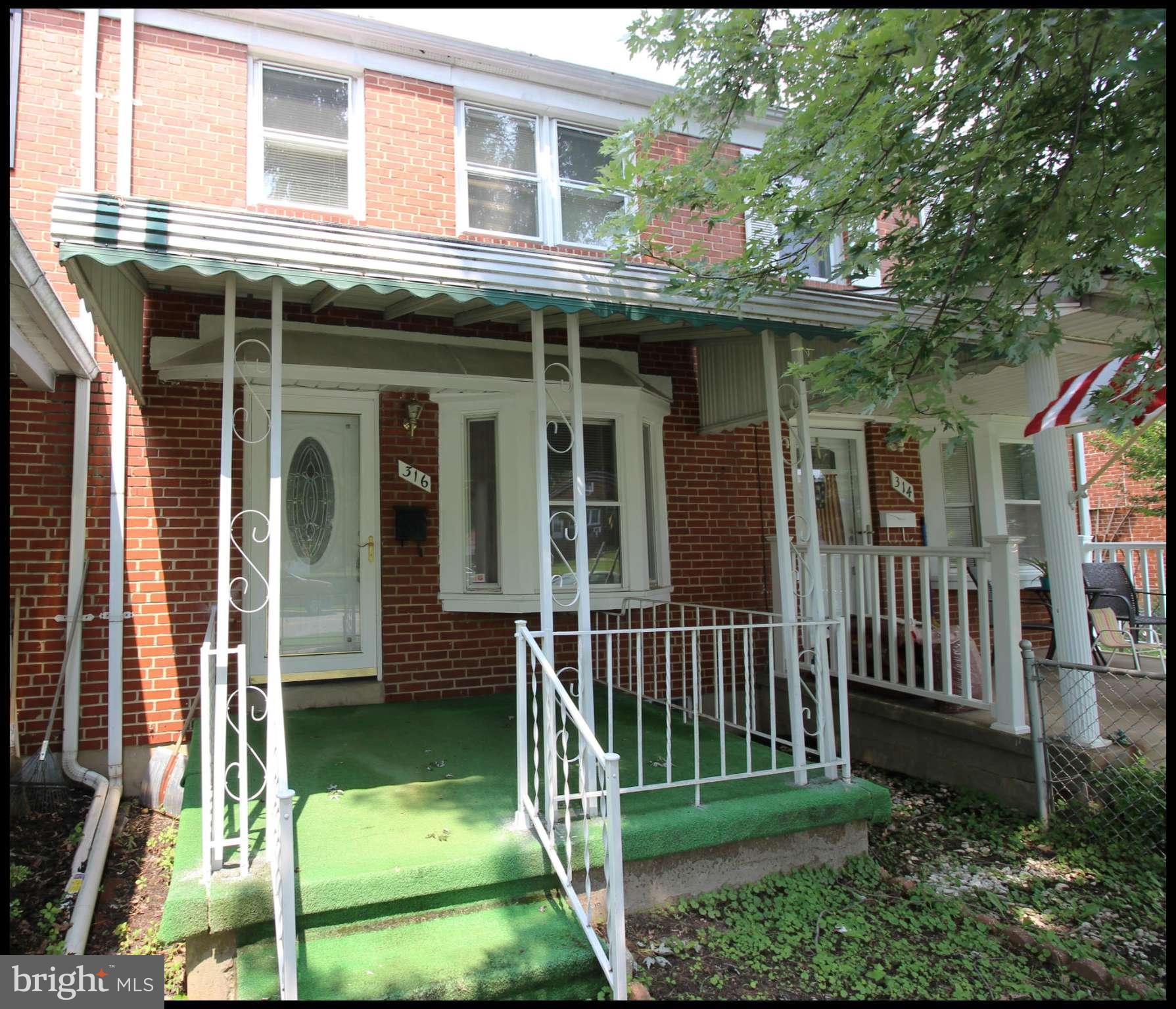 Beautiful 3 Bedrooms Townhouse with new Roof , new HVAC , full finished basement,Home completely remodeled. Ready for you to move in. -