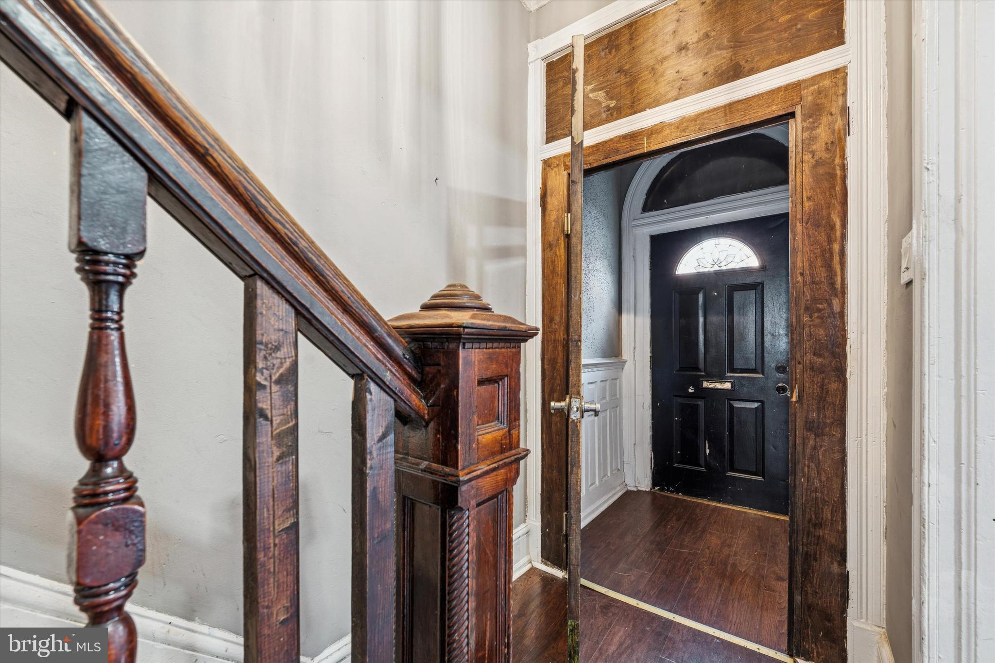 2304 NICHOLAS STREET