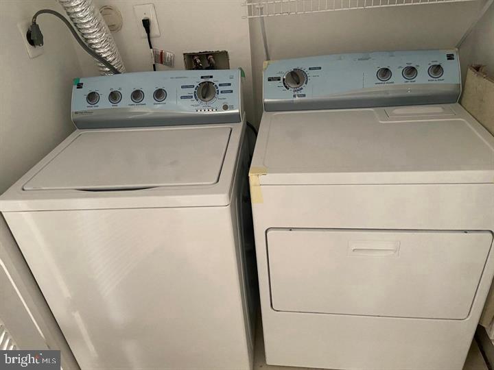 PRINCE WILLIAM COMMONS - Residential Lease