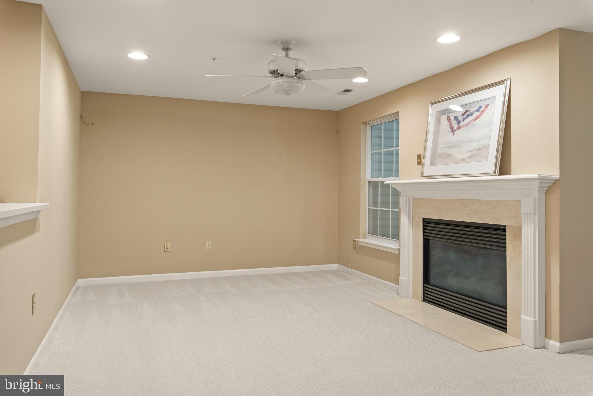 SOUTH RIVER COLONY - Residential