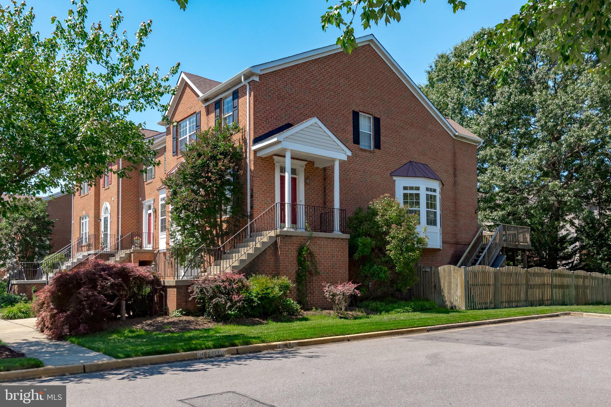 SOUTH RIVER COLONY - Residential