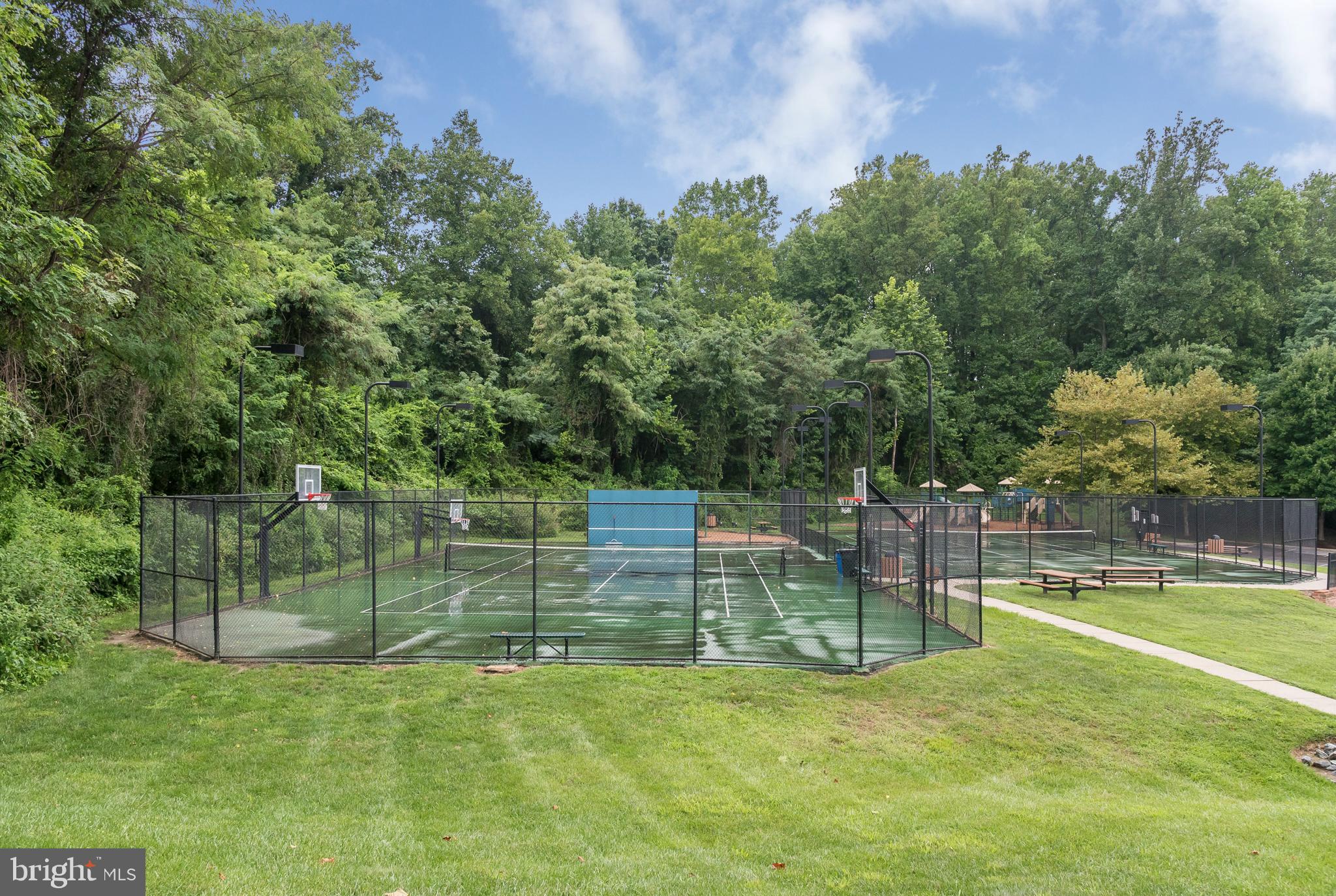 SOUTH RIVER COLONY - Residential