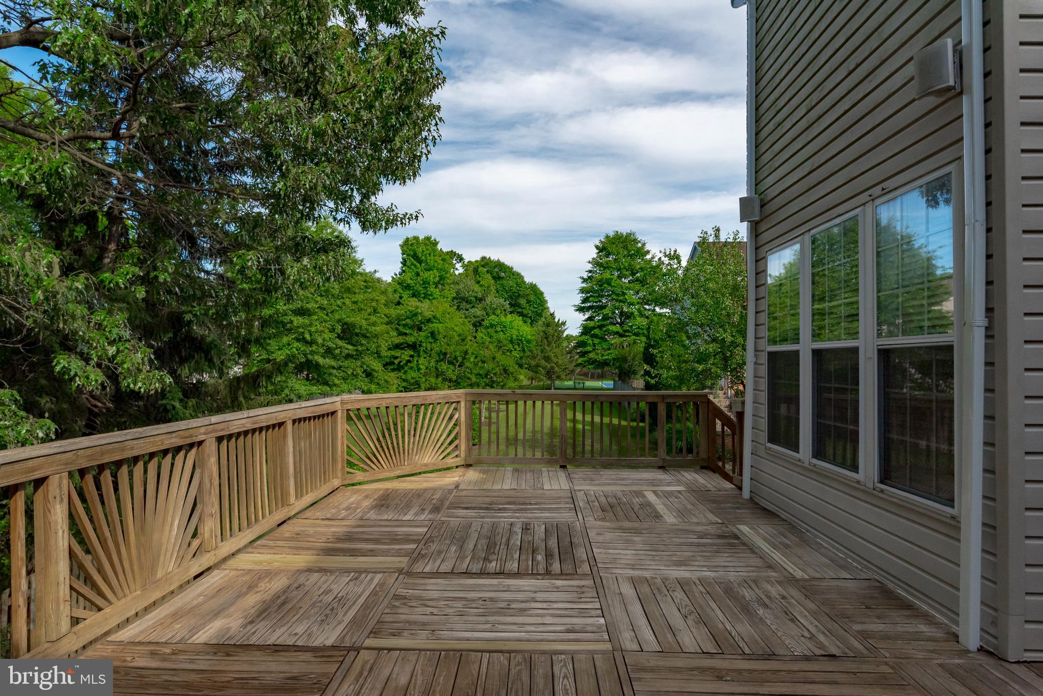 SOUTH RIVER COLONY - Residential