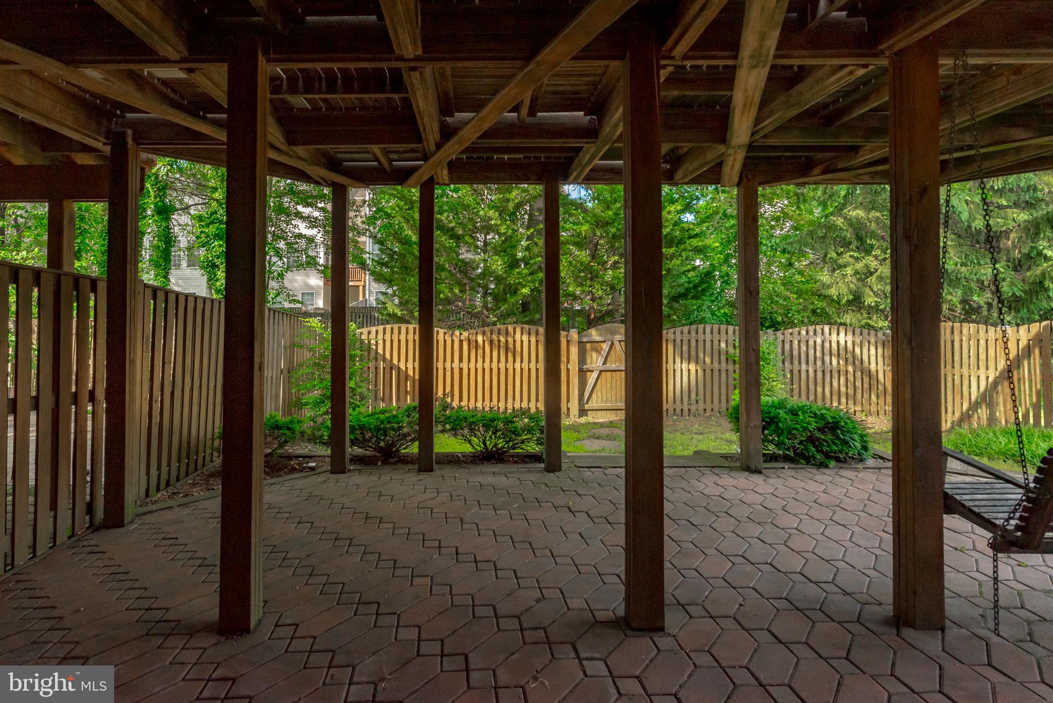 SOUTH RIVER COLONY - Residential