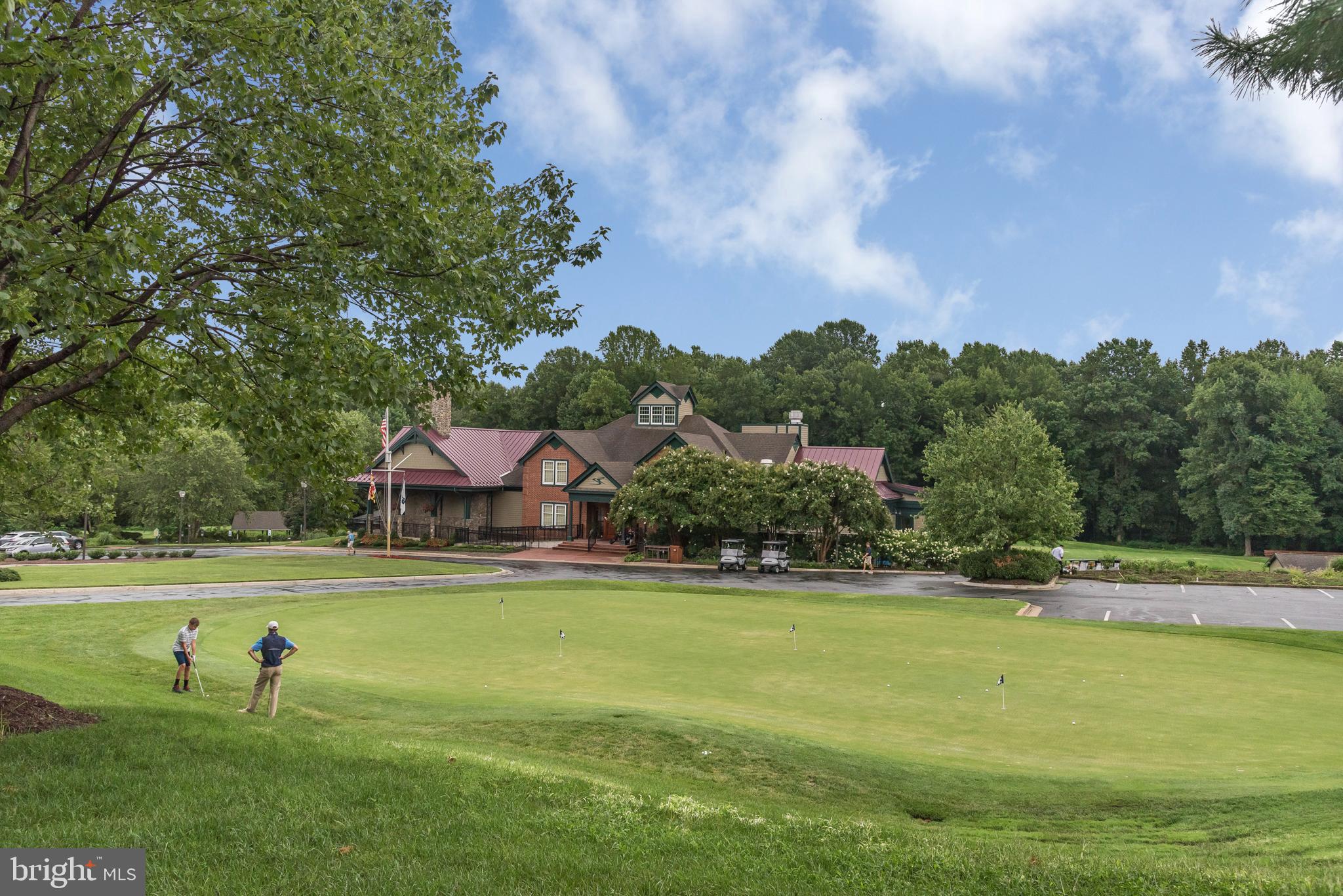 SOUTH RIVER COLONY - Residential