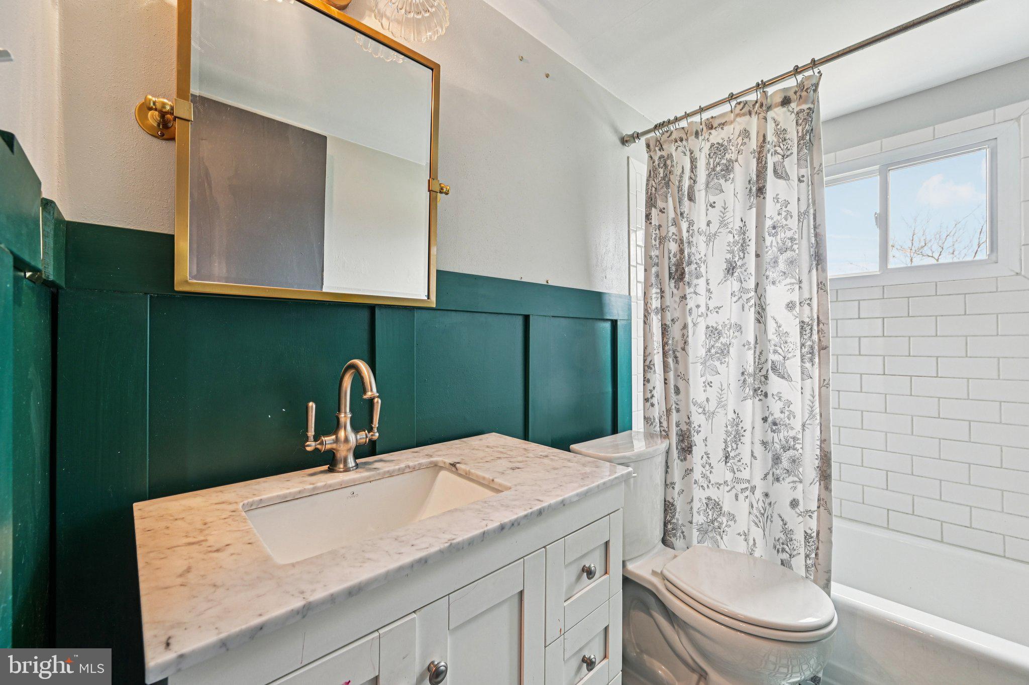 RIVIERA BEACH - Residential