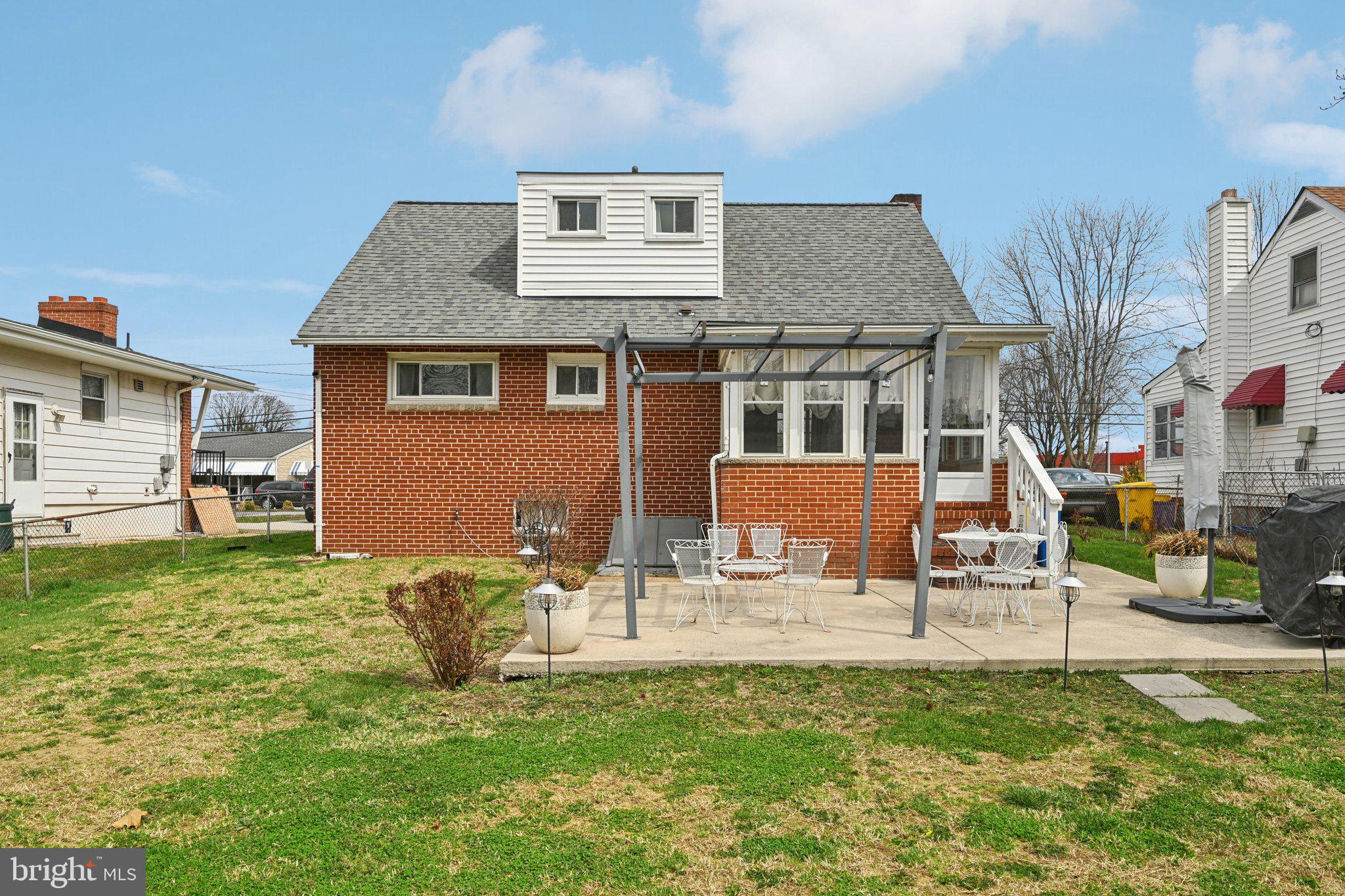 RIVIERA BEACH - Residential