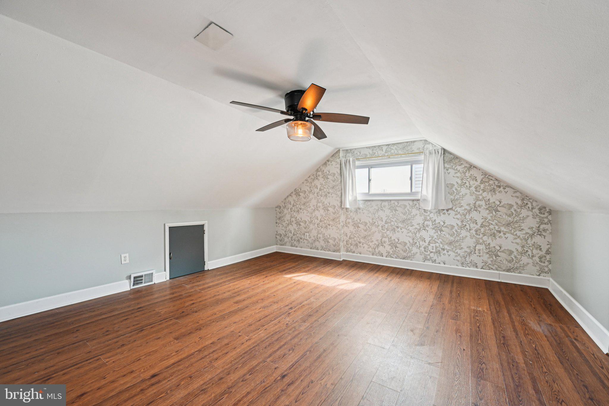 RIVIERA BEACH - Residential