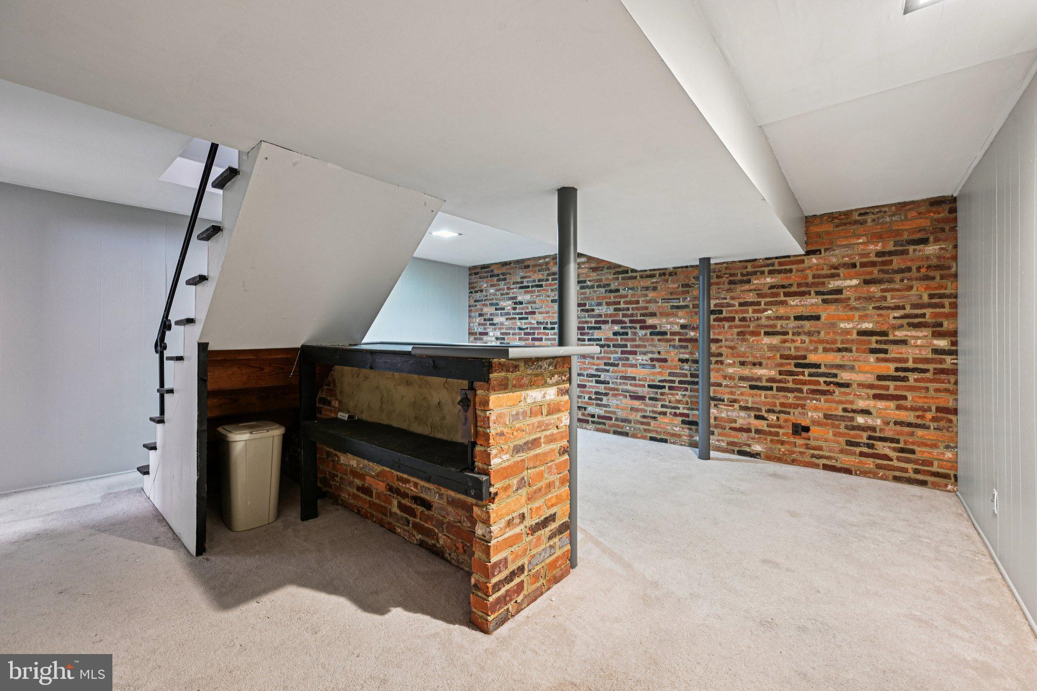 RIVIERA BEACH - Residential