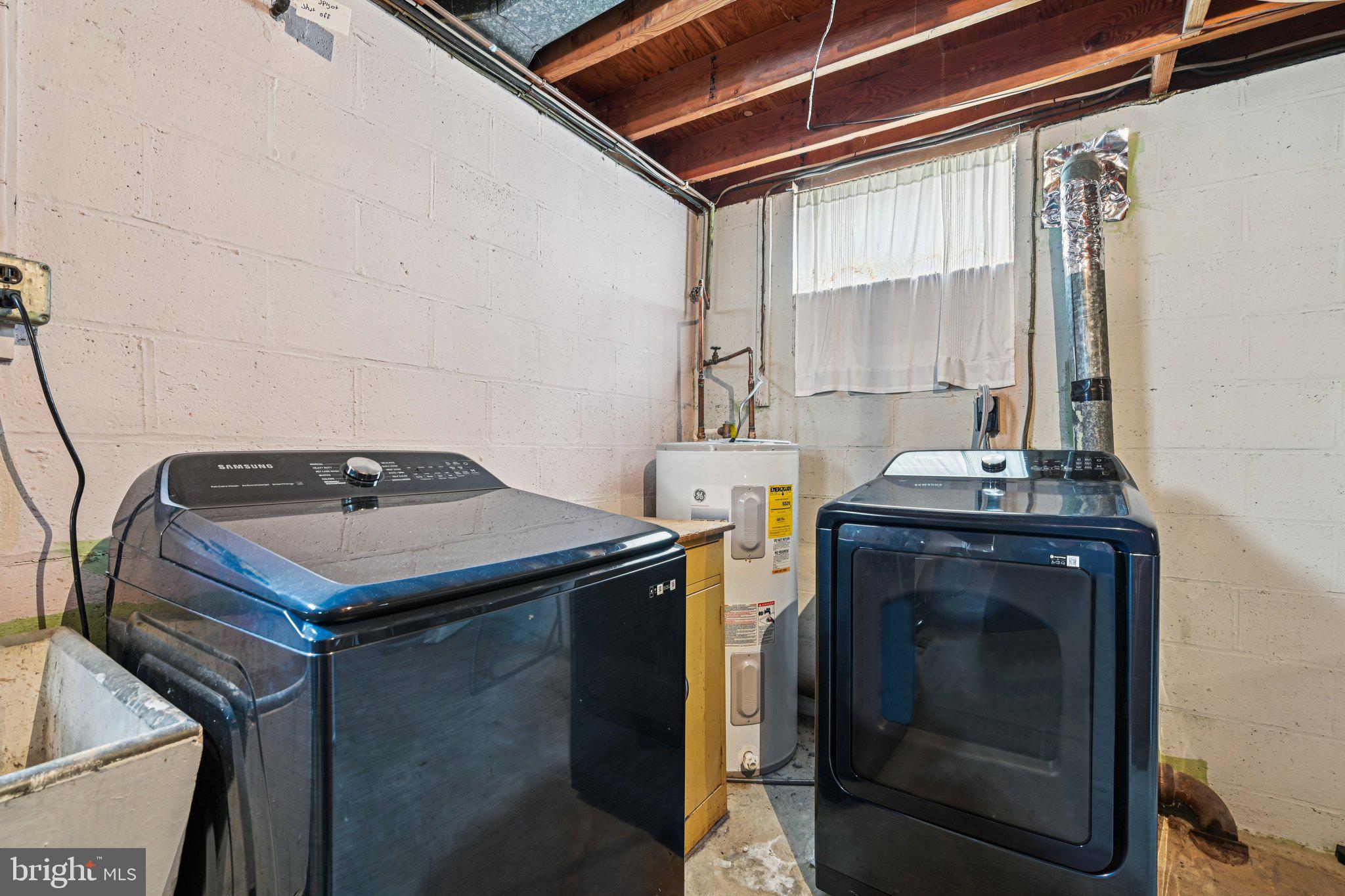 RIVIERA BEACH - Residential