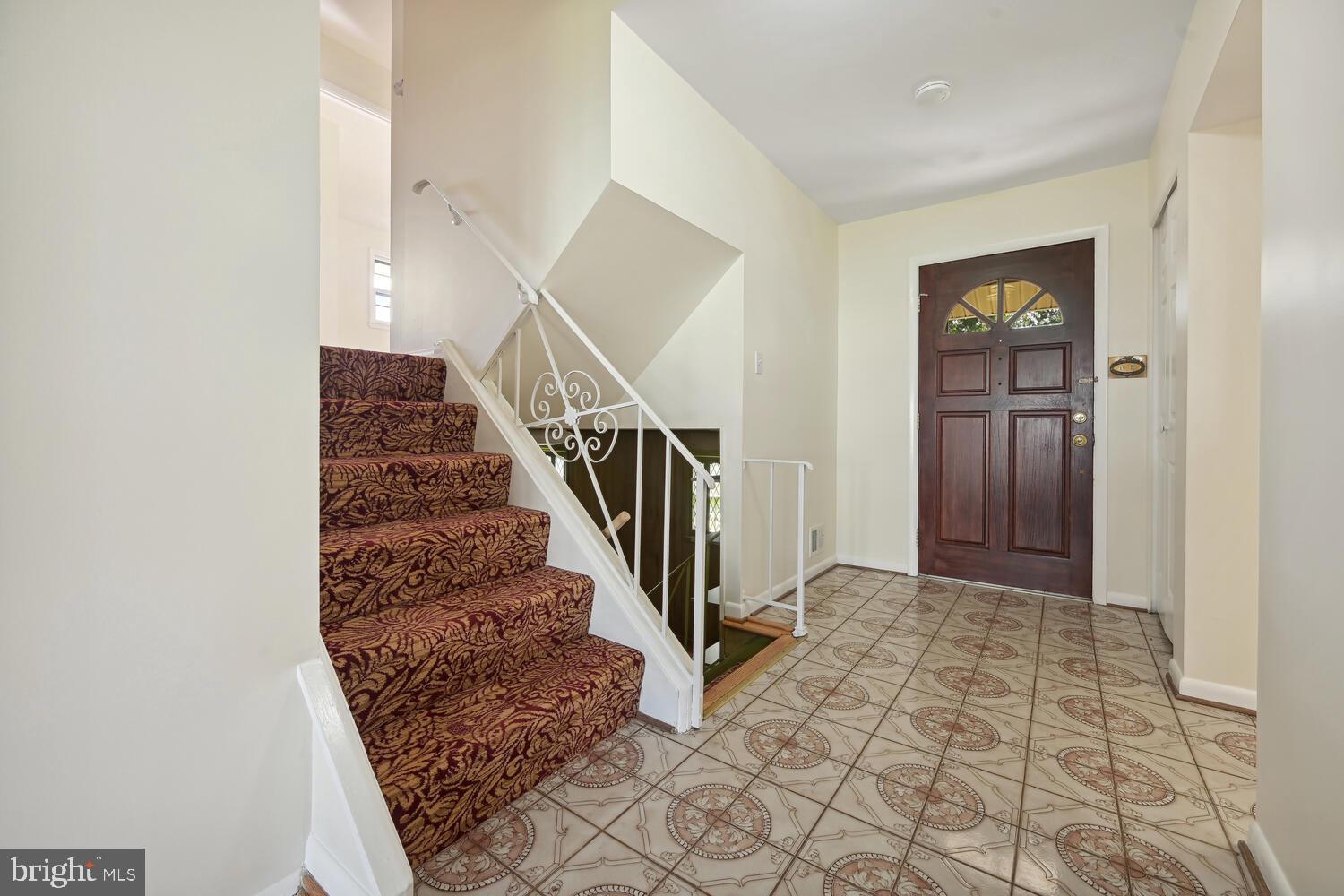 REGENCY ESTATES - Residential Lease