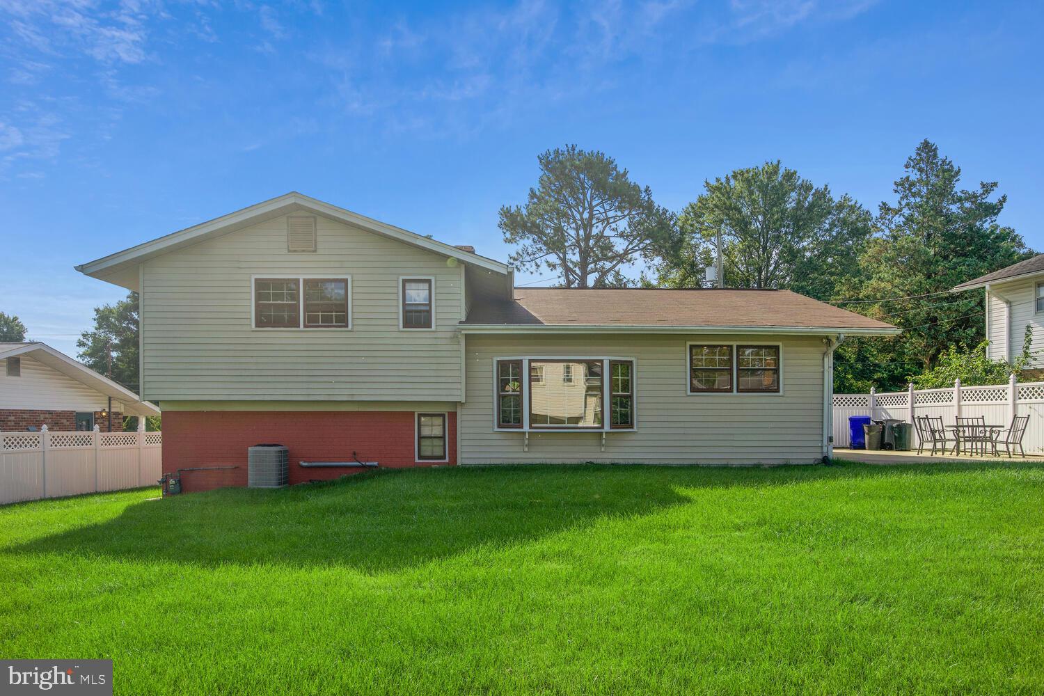 REGENCY ESTATES - Residential Lease