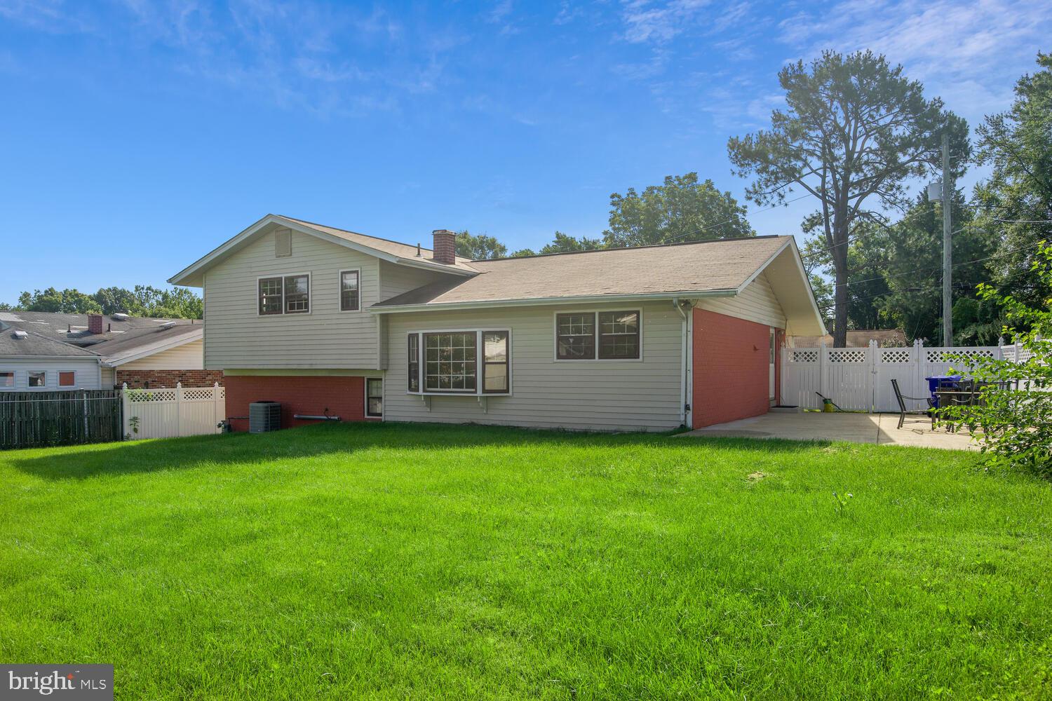 REGENCY ESTATES - Residential Lease