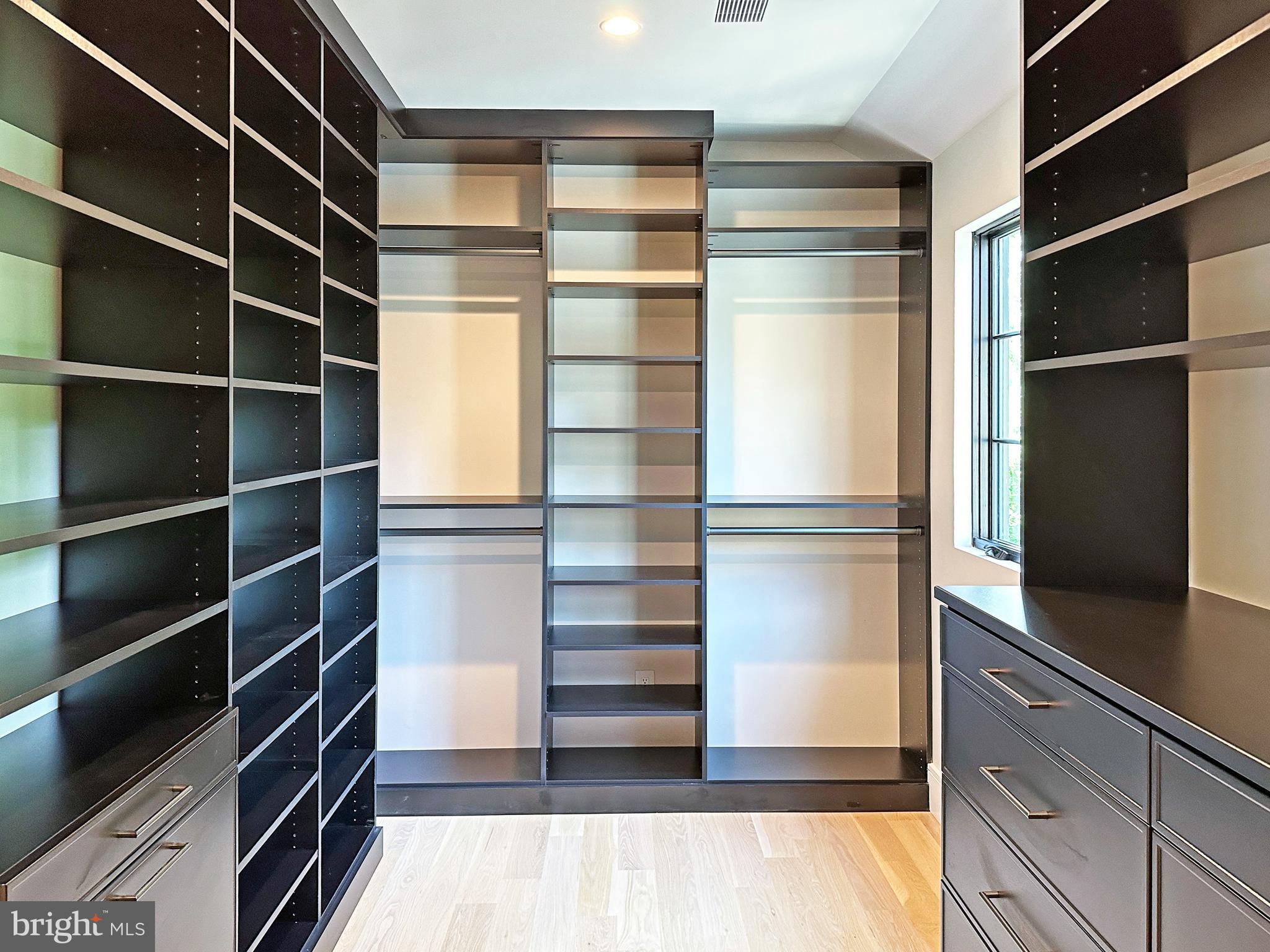 LANGLEY FOREST - Residential