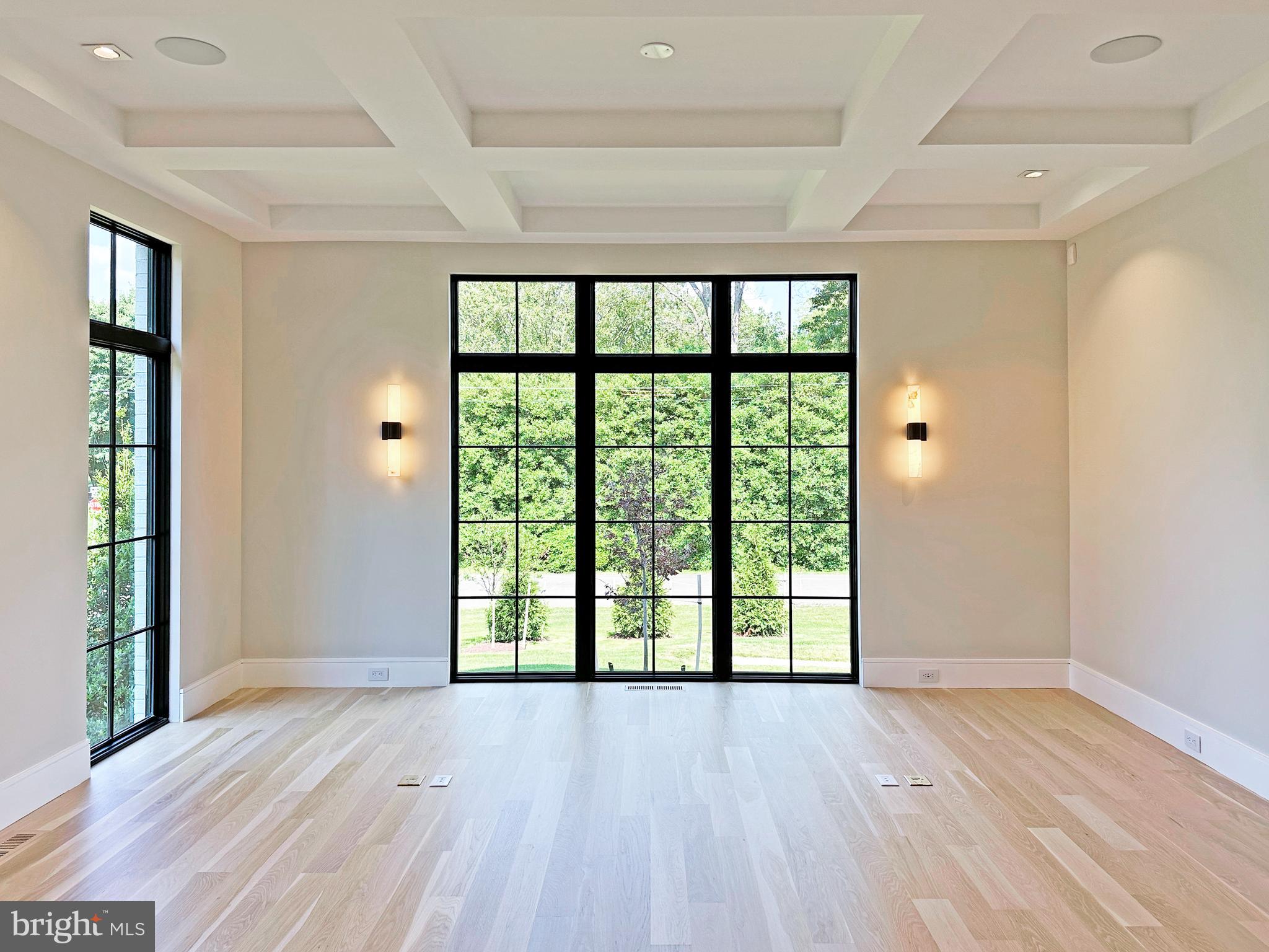 LANGLEY FOREST - Residential