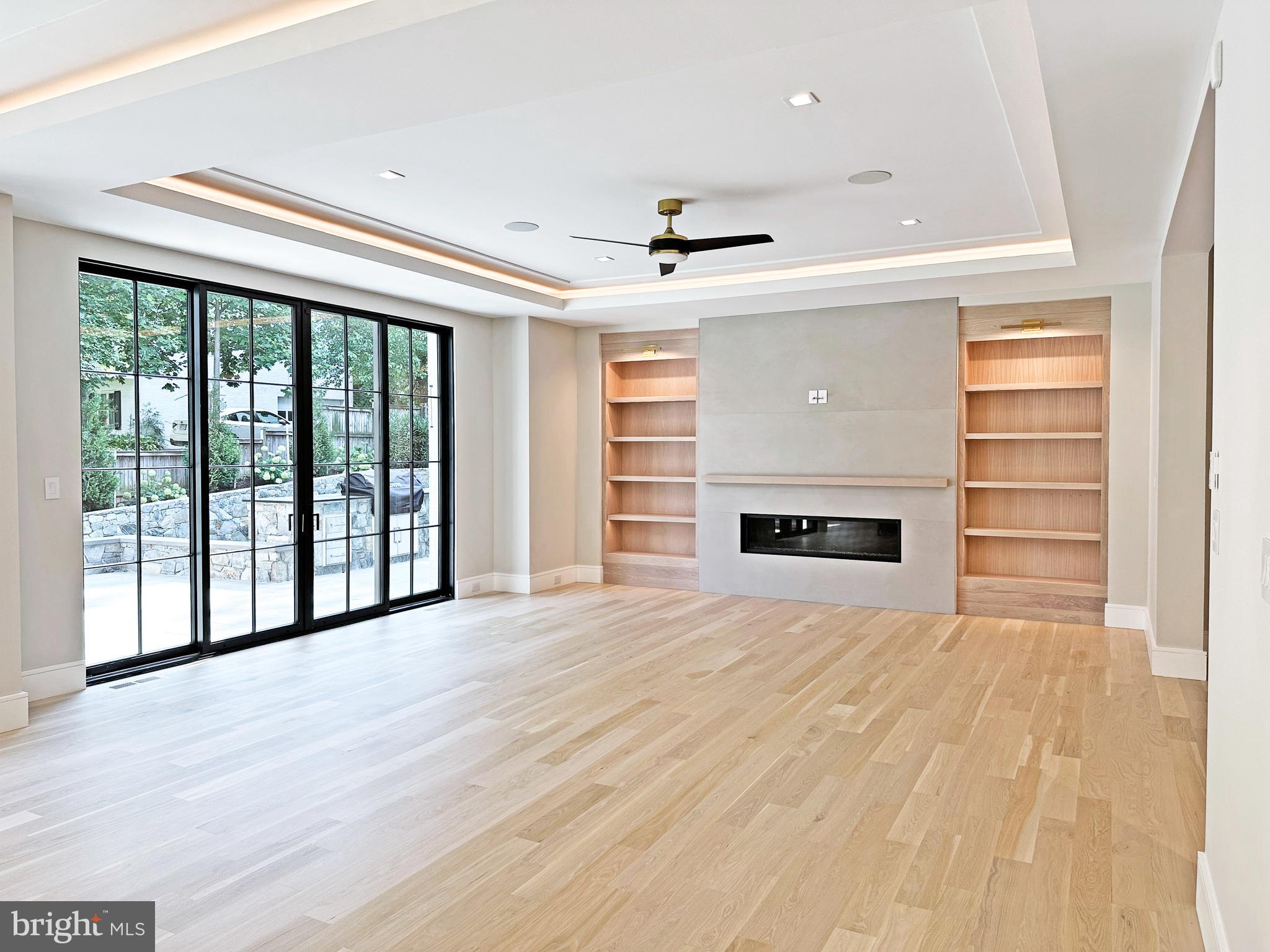 LANGLEY FOREST - Residential