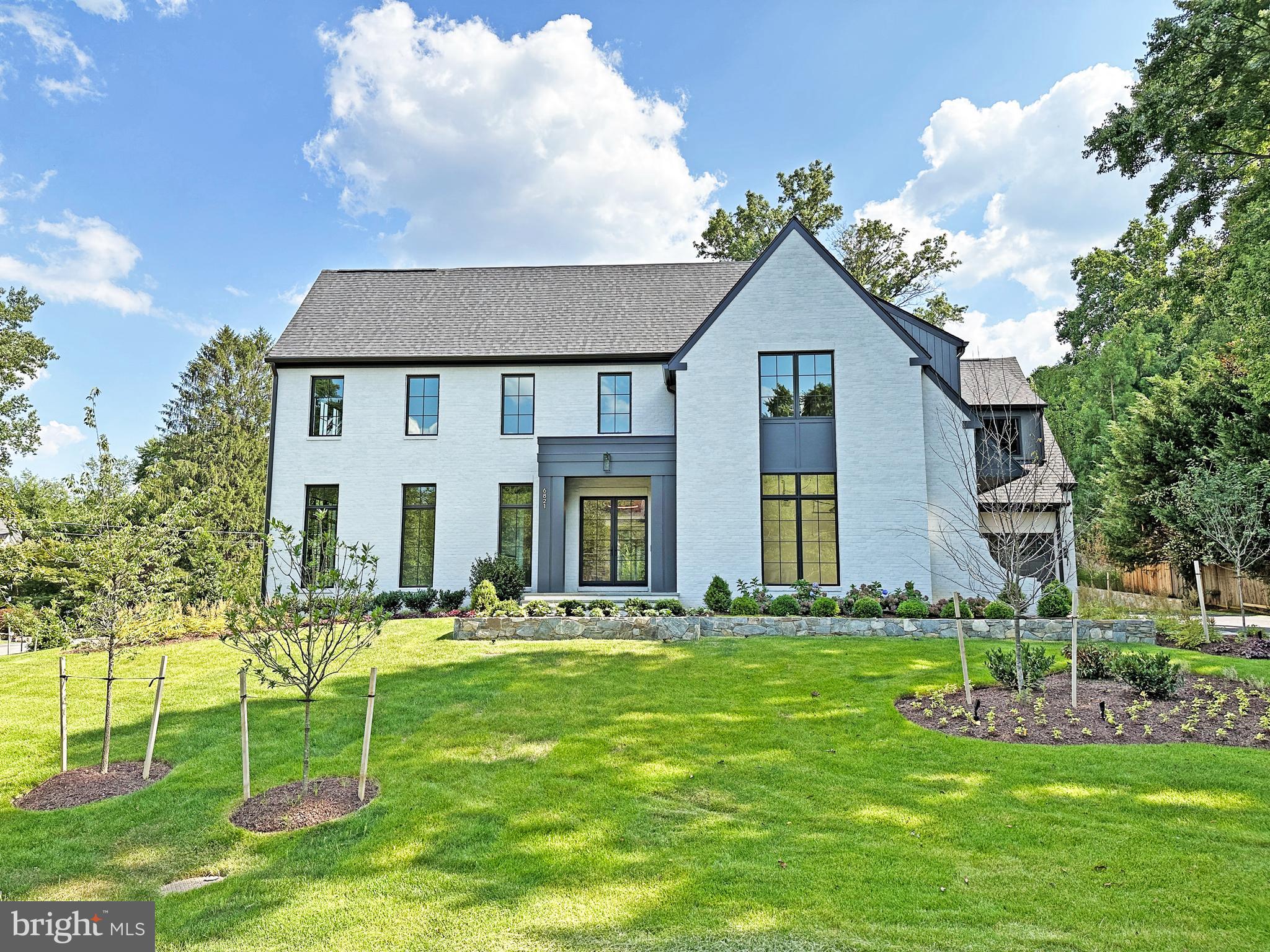 LANGLEY FOREST - Residential