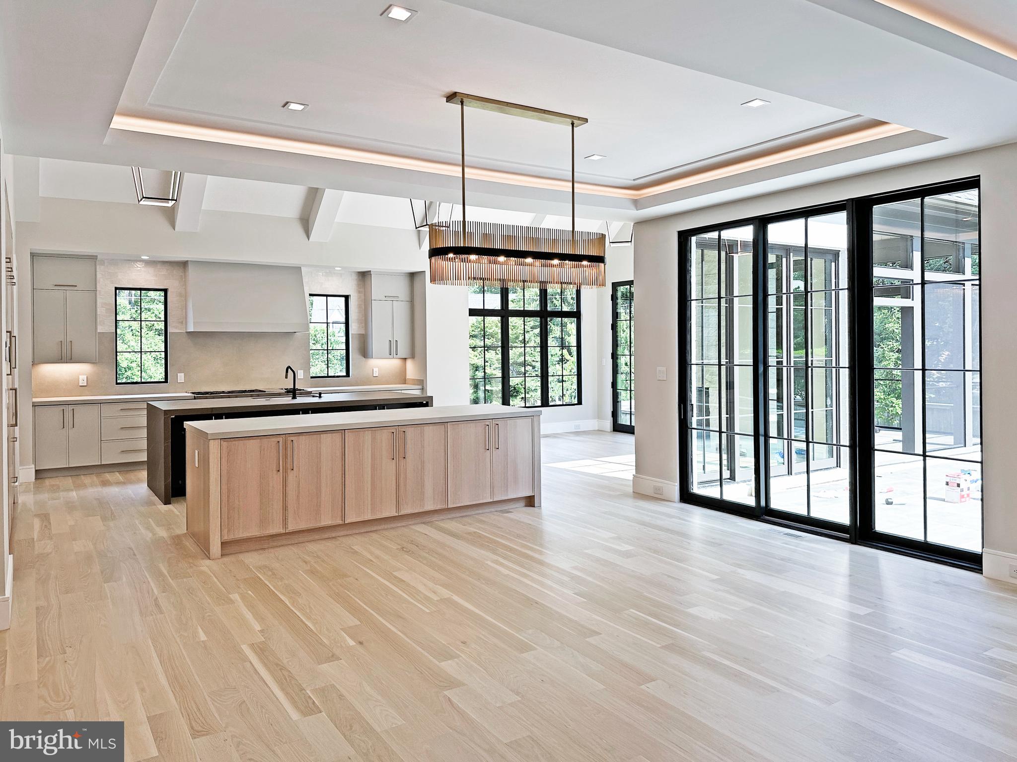 LANGLEY FOREST - Residential