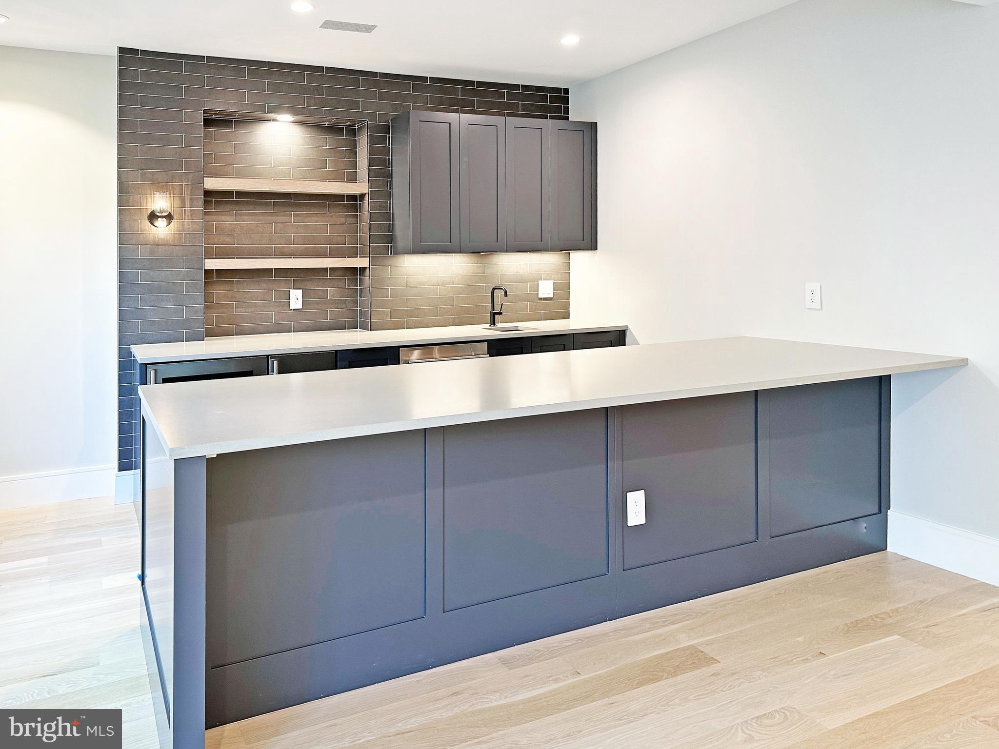 LANGLEY FOREST - Residential