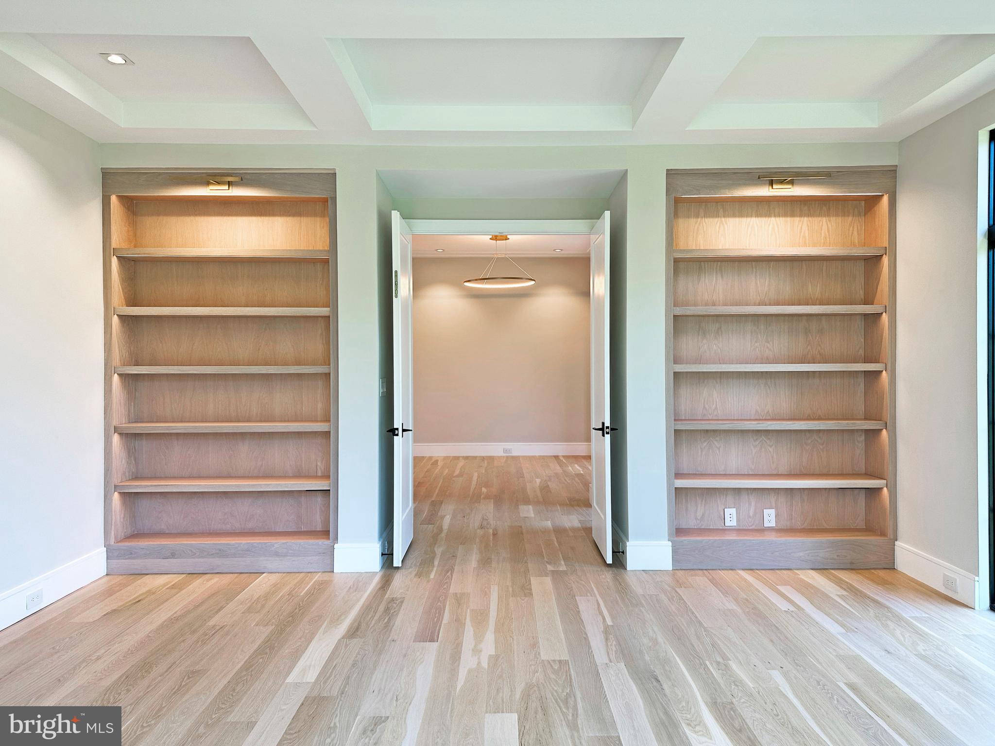 LANGLEY FOREST - Residential