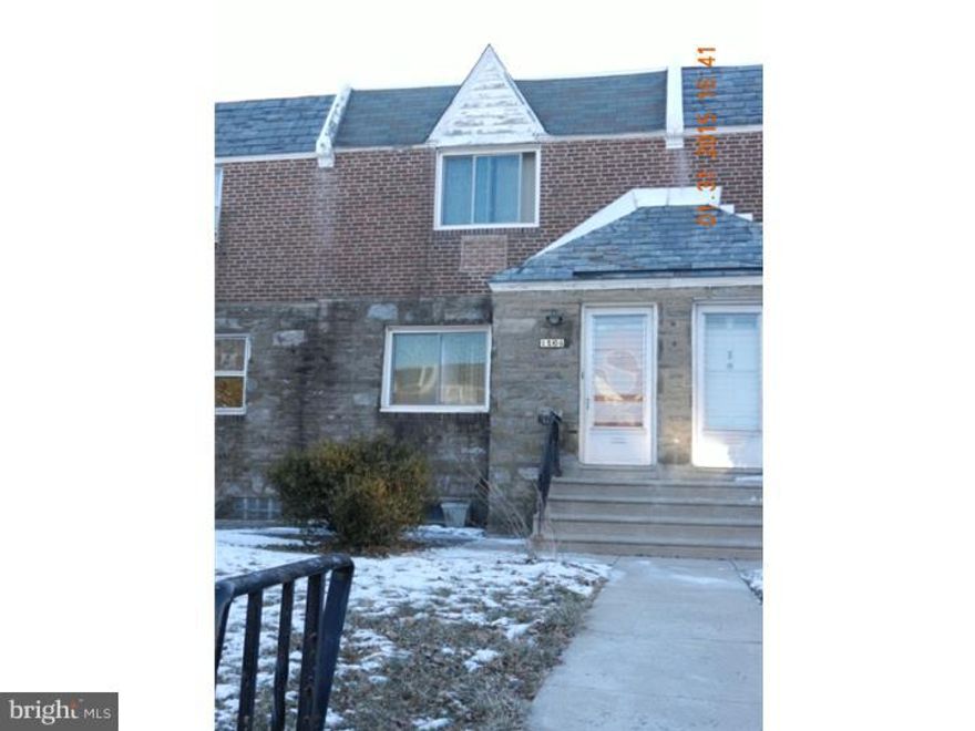 Large Stone & Brick 18ft. Air-Lite situated on a quiet street in Castor Gardens. Enter into spacious LR, formal DR, & good sized eat-in kitchen.  Upstairs features 3 nice sized bedrooms w/ample closet space and a 3pc. hall bath. Finished basement with laundry area, attached garage and exit to rear parking.  Easy to Show!