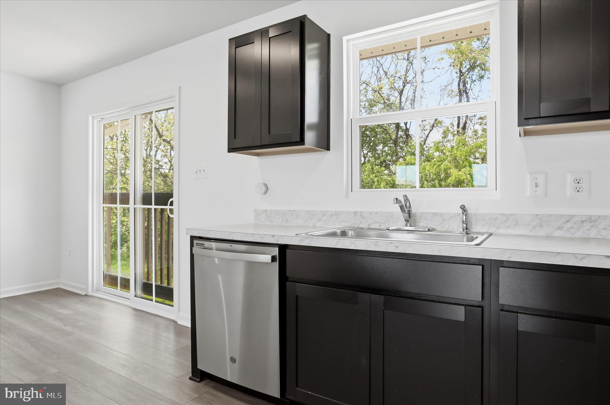 STONECREST - Residential