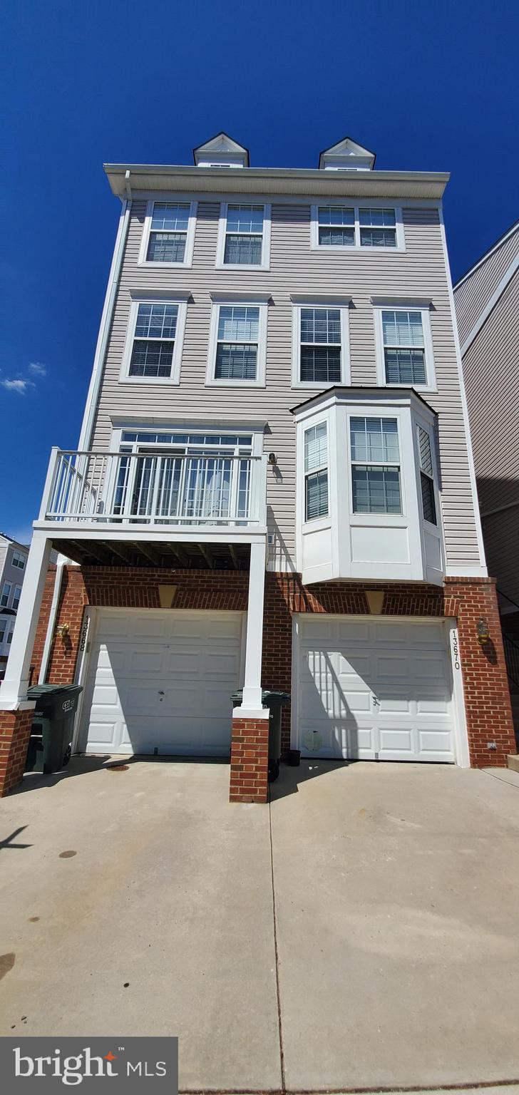 FAIRFAX COUNTY - Residential Lease