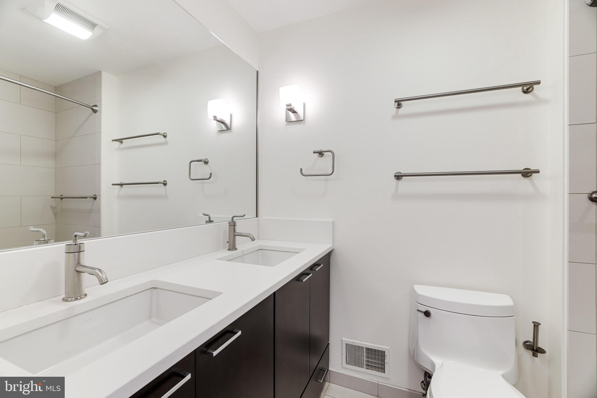 MCLEAN ESTATES - Residential