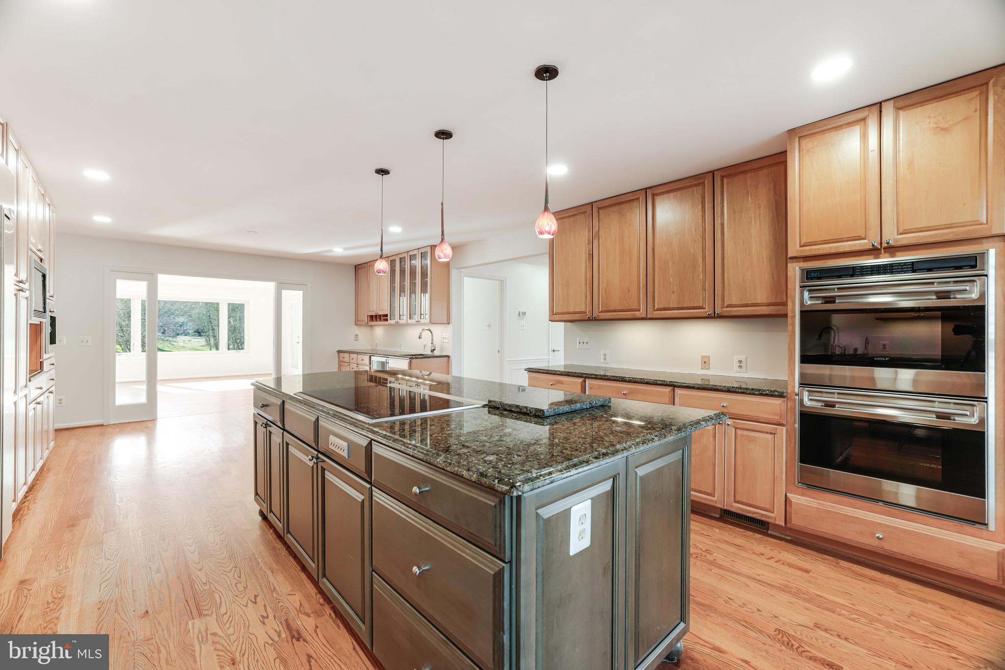 MCLEAN ESTATES - Residential