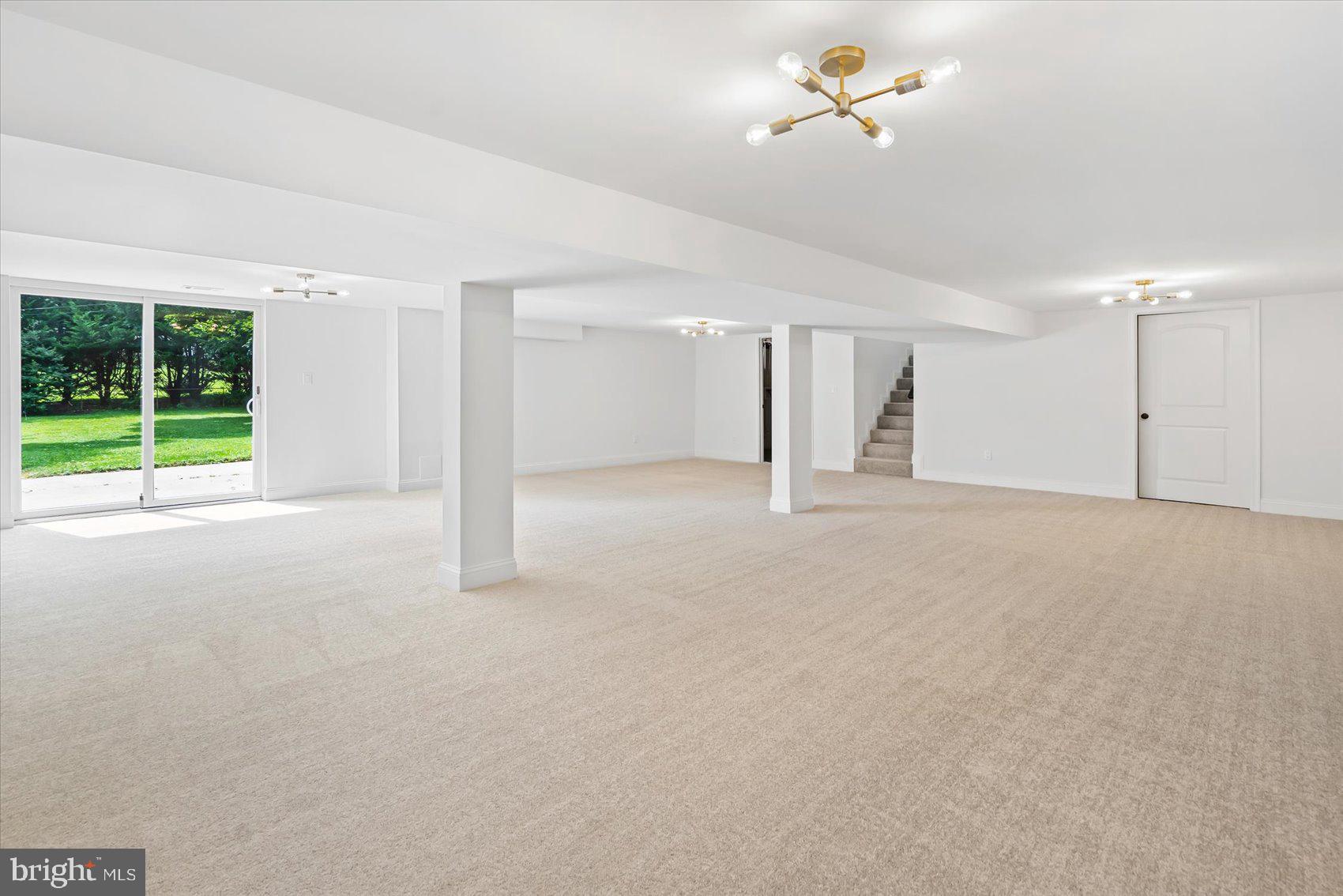 EMERALD VALLEY - Residential