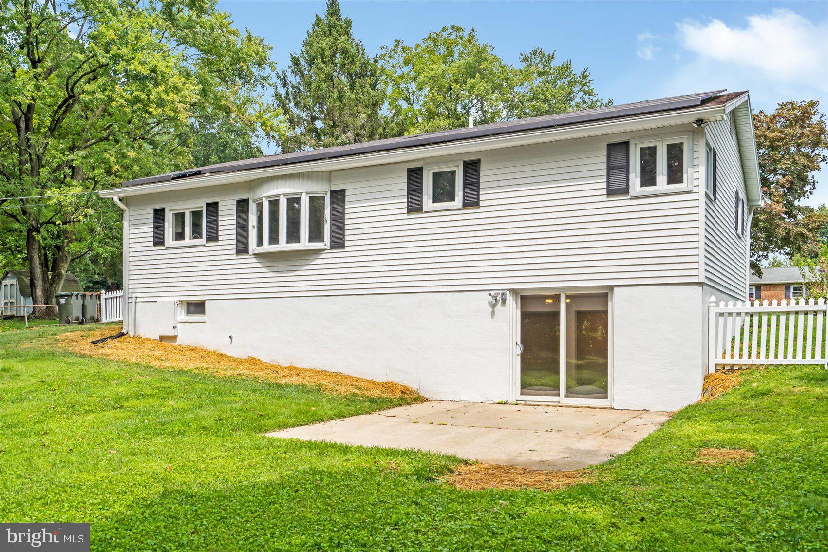 EMERALD VALLEY - Residential