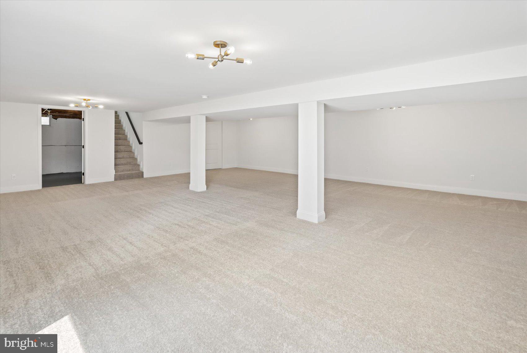 EMERALD VALLEY - Residential