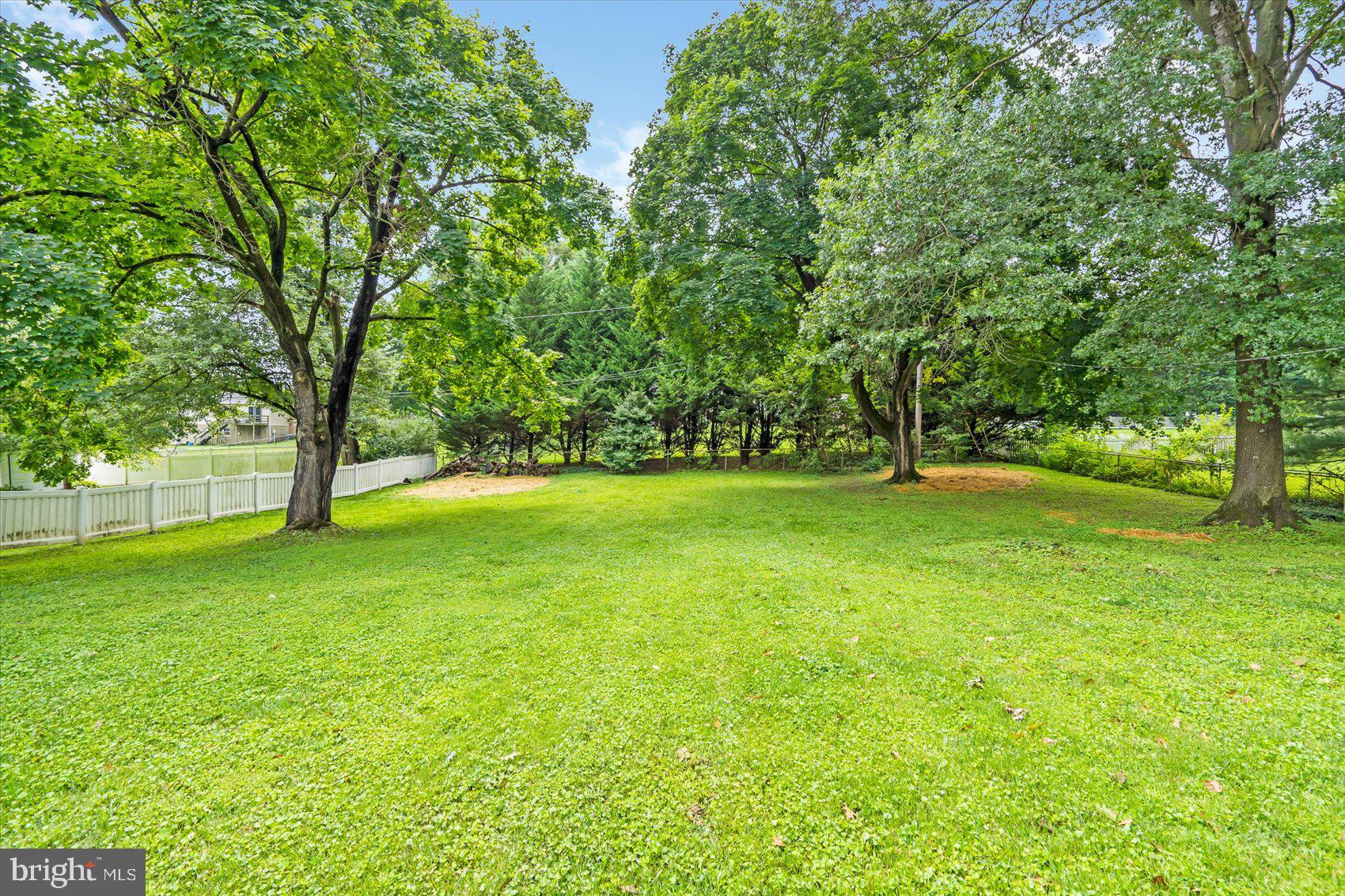 EMERALD VALLEY - Residential