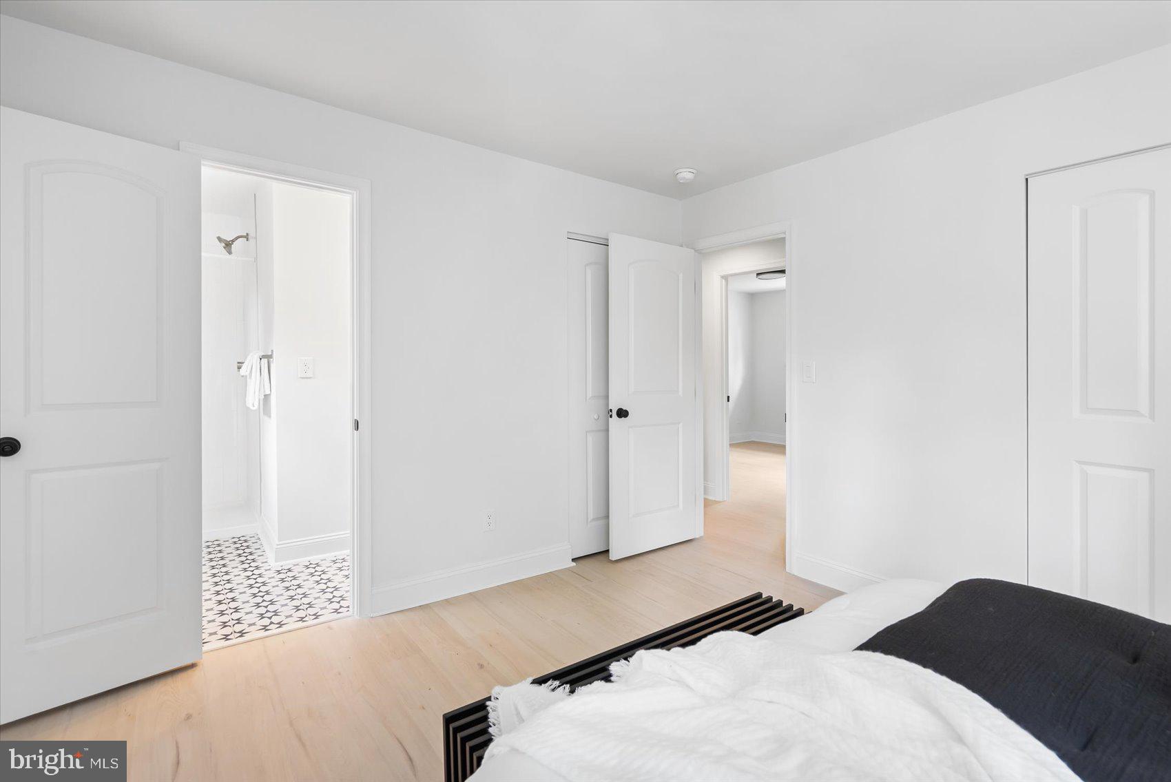 EMERALD VALLEY - Residential