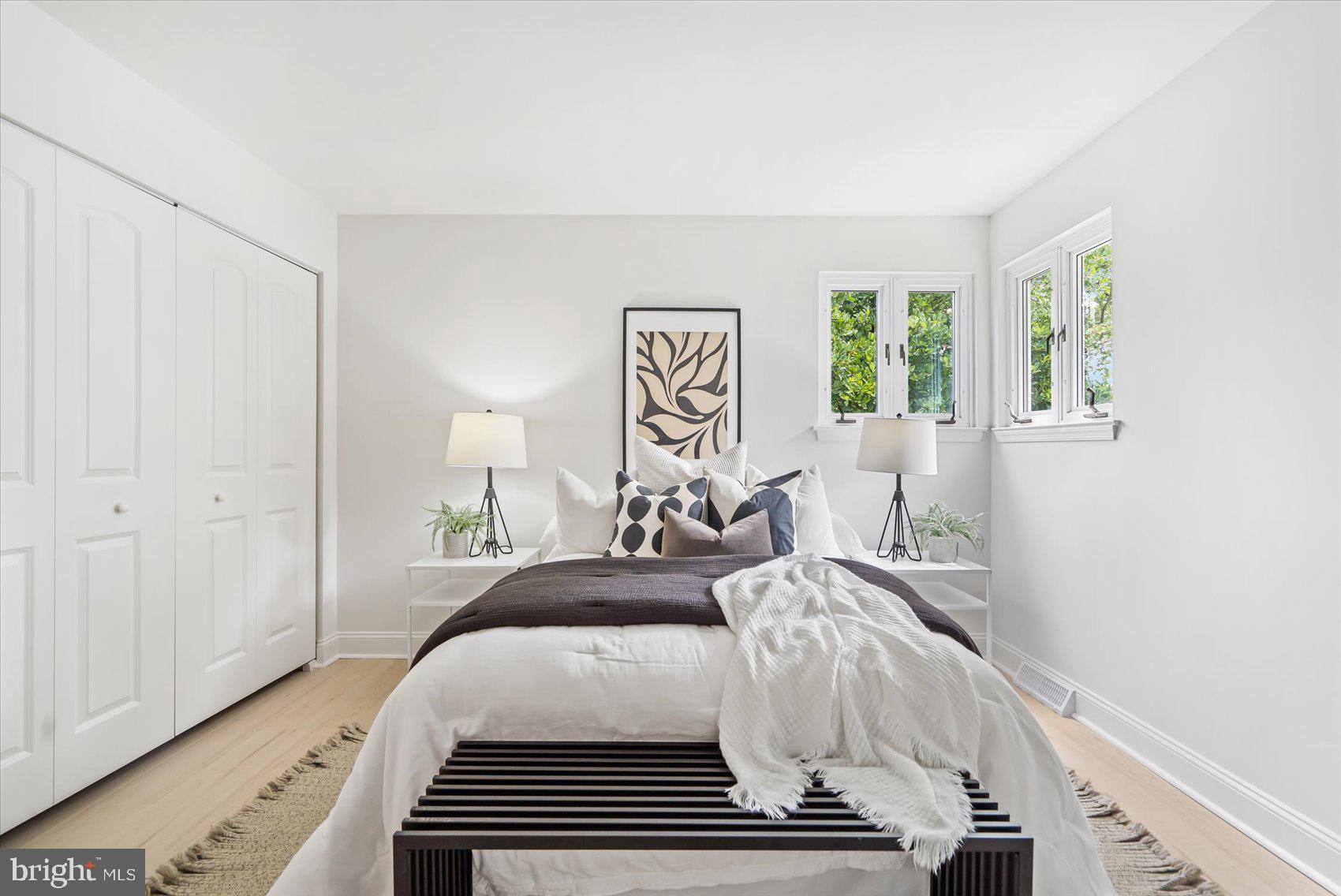 EMERALD VALLEY - Residential