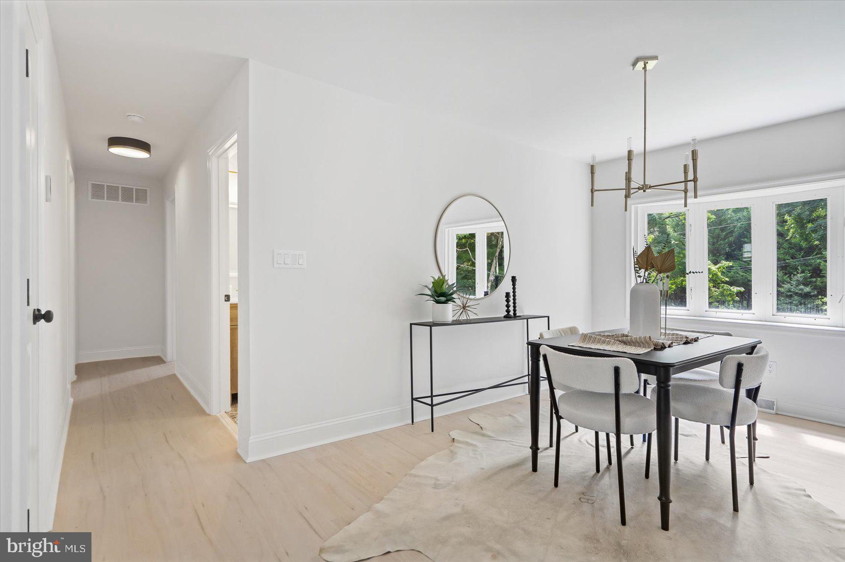 EMERALD VALLEY - Residential