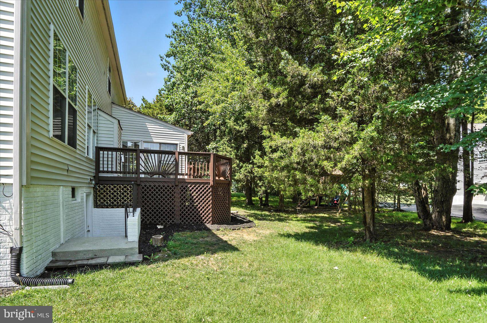 VINEYARD OAK NORTH - Residential