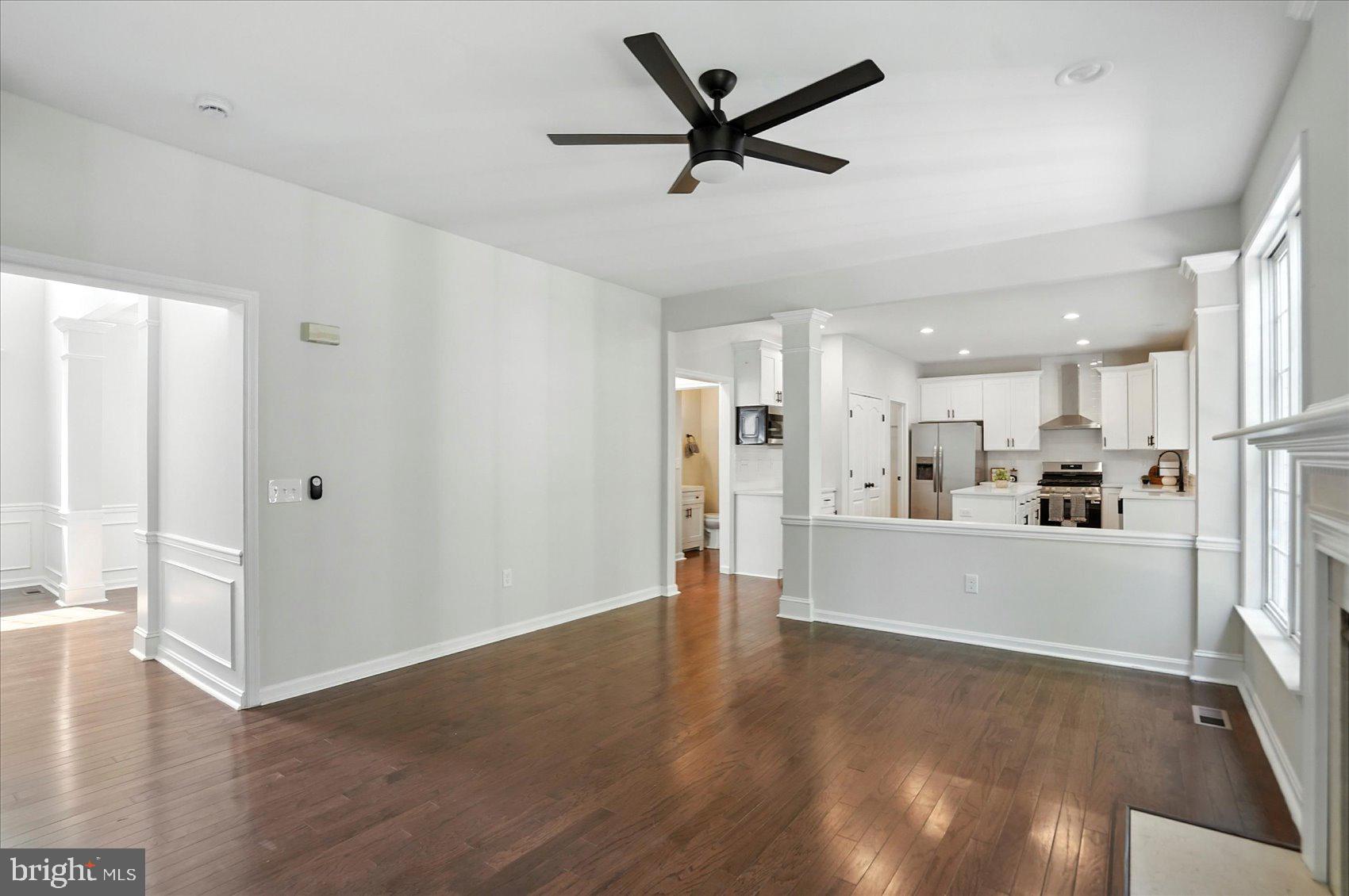 VINEYARD OAK NORTH - Residential