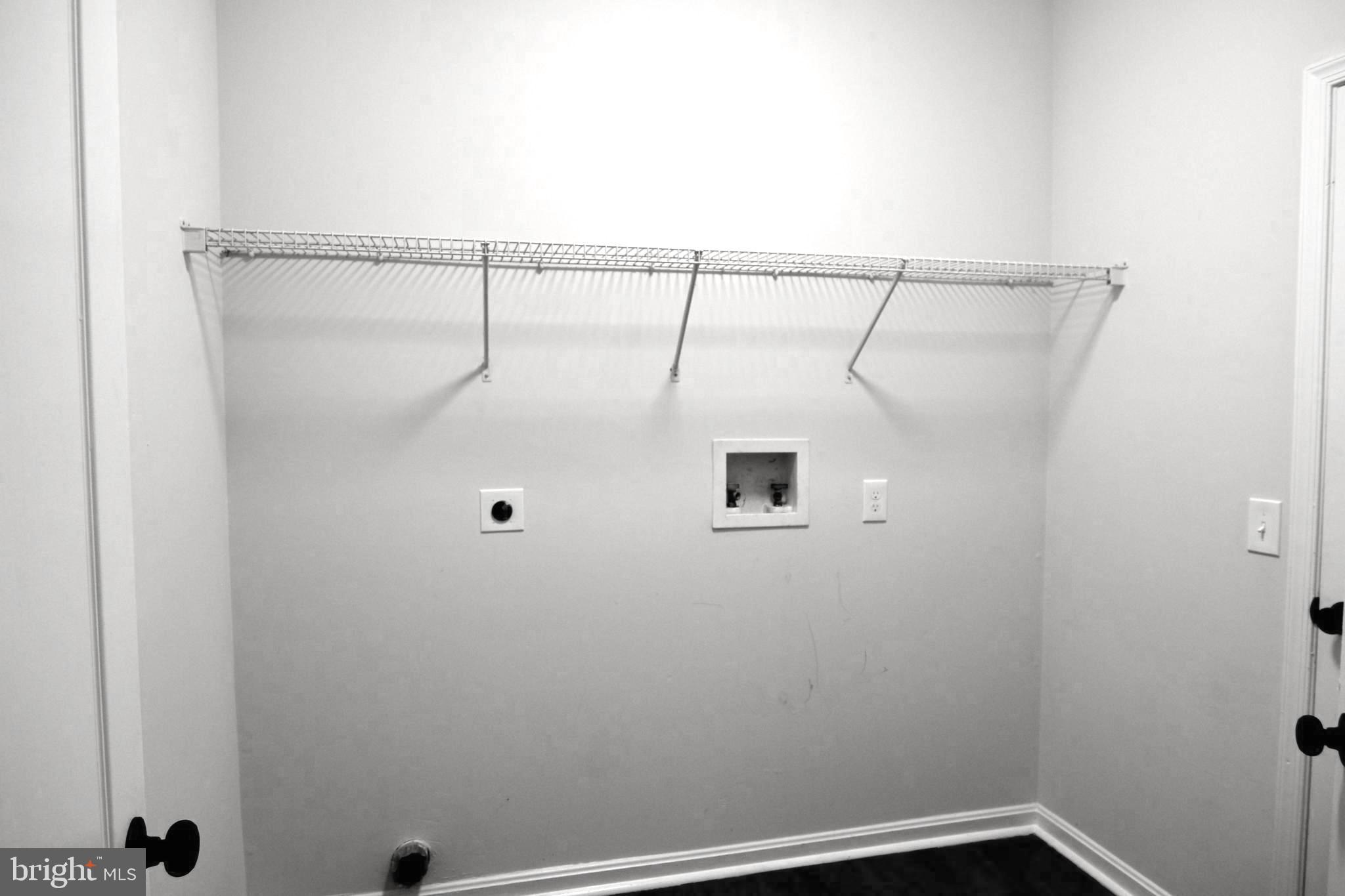 VINEYARD OAK NORTH - Residential