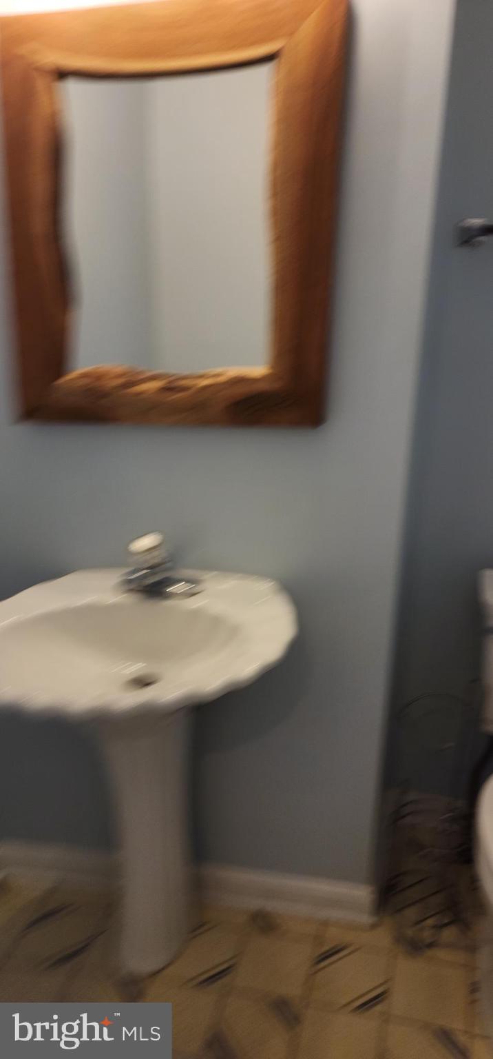 WILLOWCREST - Residential Lease