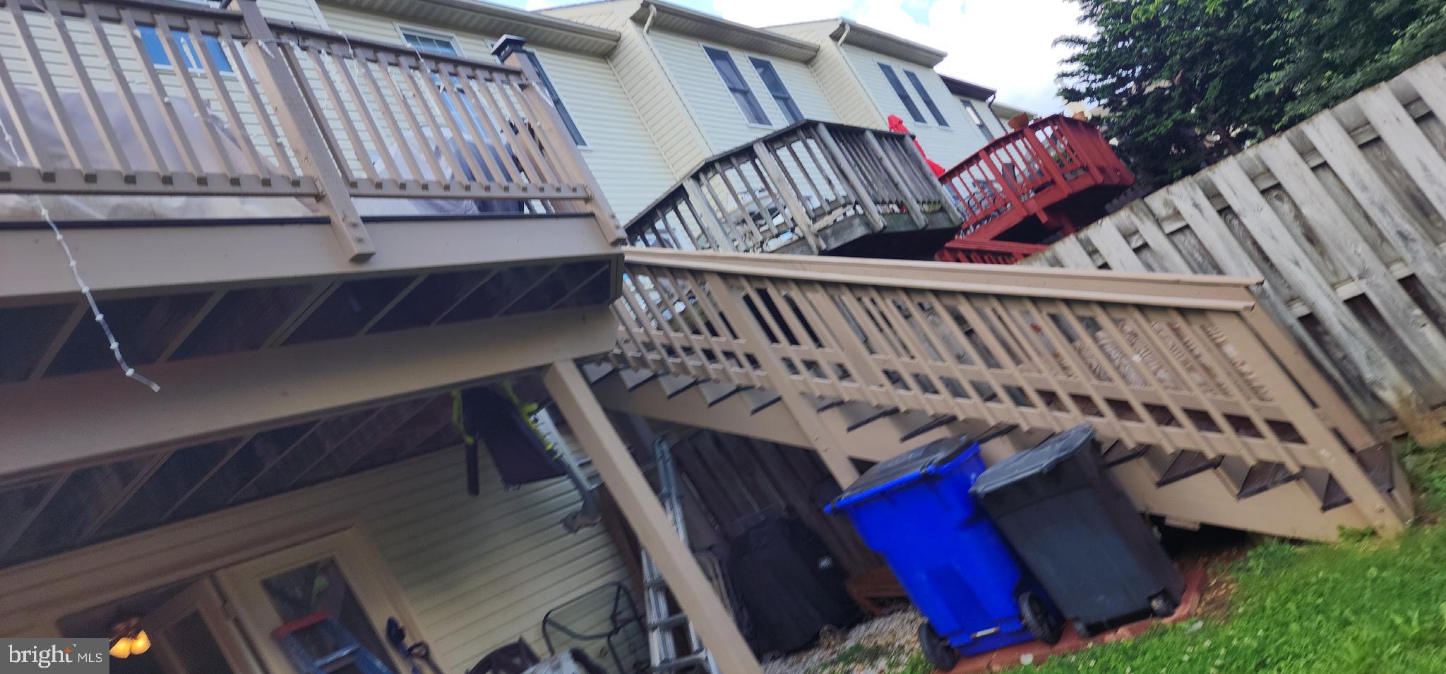 WILLOWCREST - Residential Lease